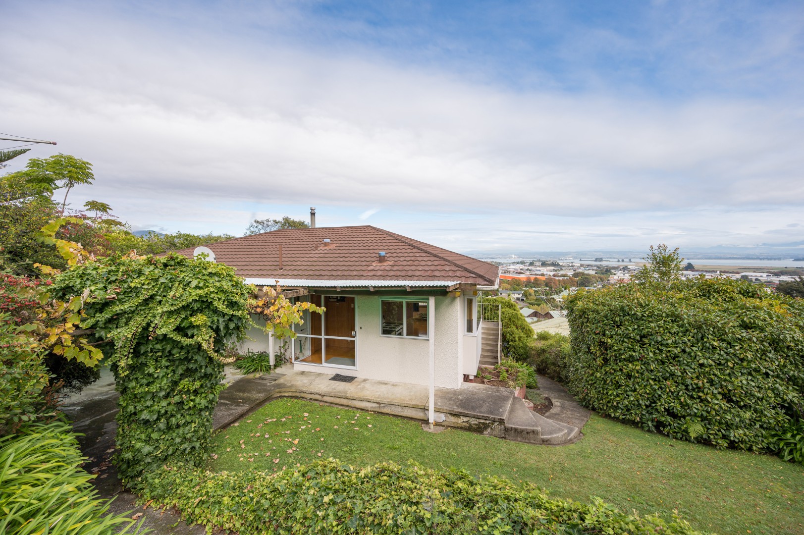 Renovators Dream, Stunning Views