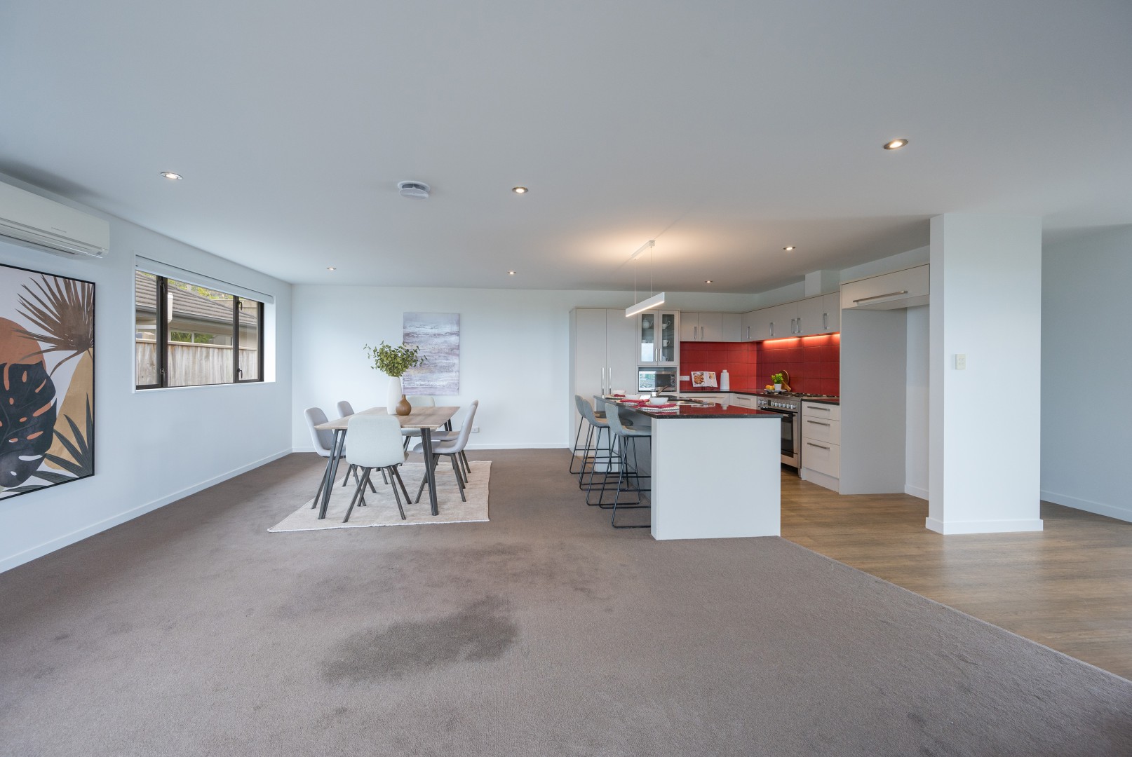 38 Somerset Terrace, Stoke #9 -- listing/13804/h-v2.jpeg
