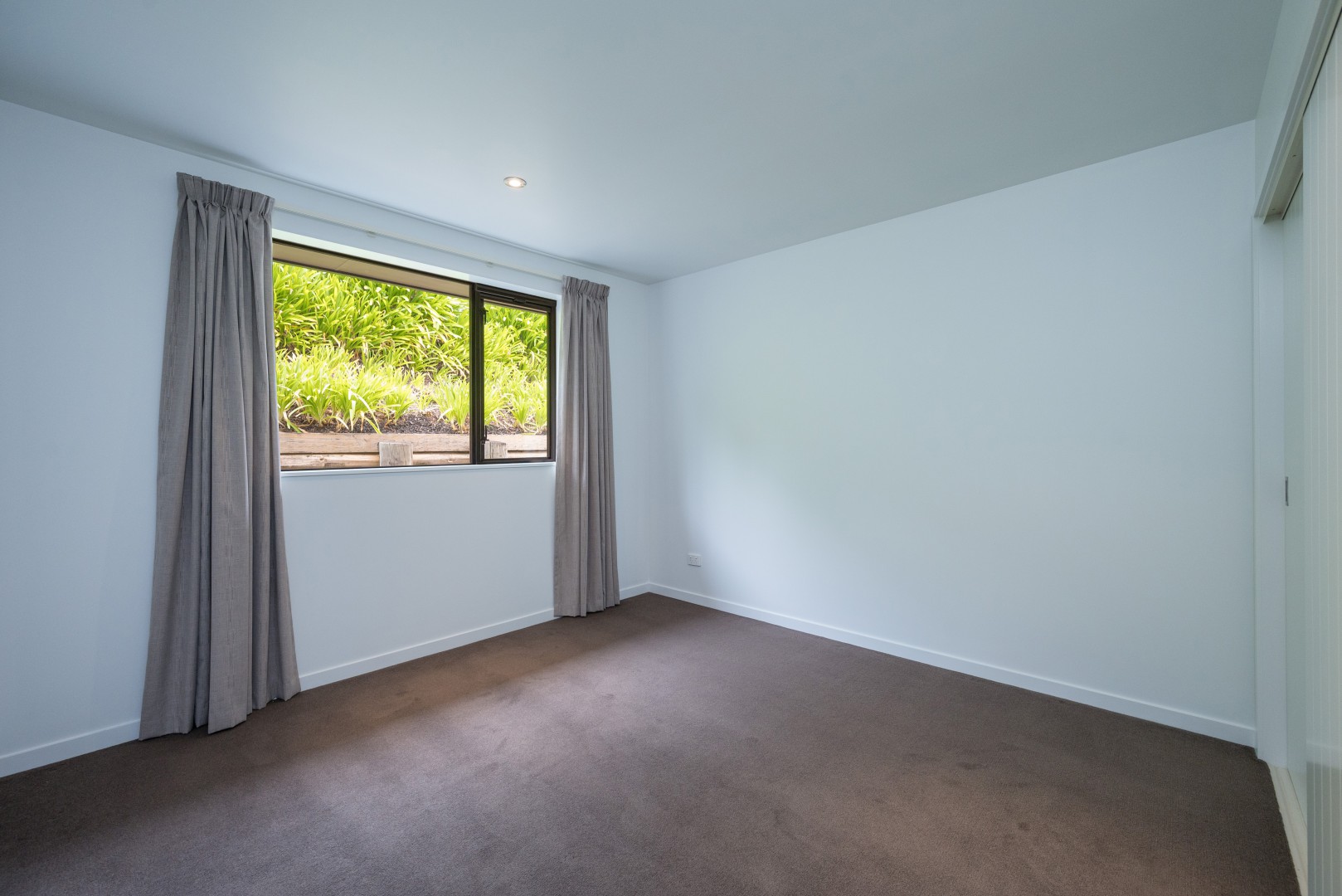 38 Somerset Terrace, Stoke #21 -- listing/13804/u-v2.jpeg