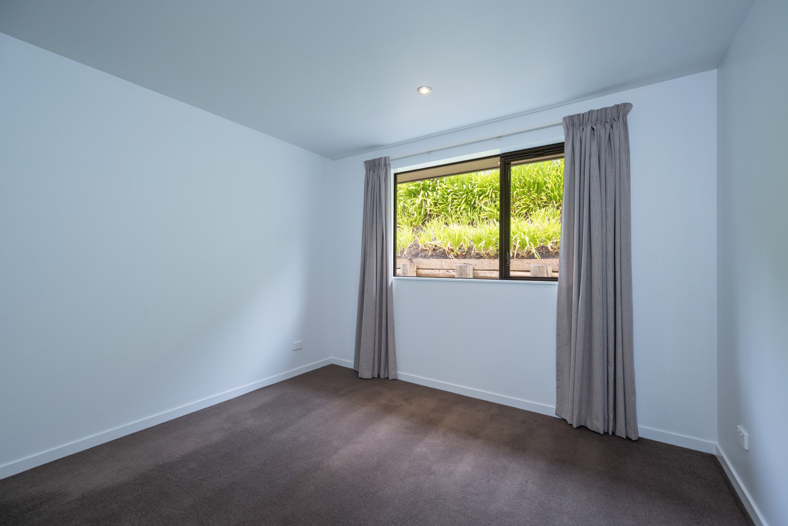 38 Somerset Terrace, Stoke #22 -- listing/13804/v-v2.jpeg