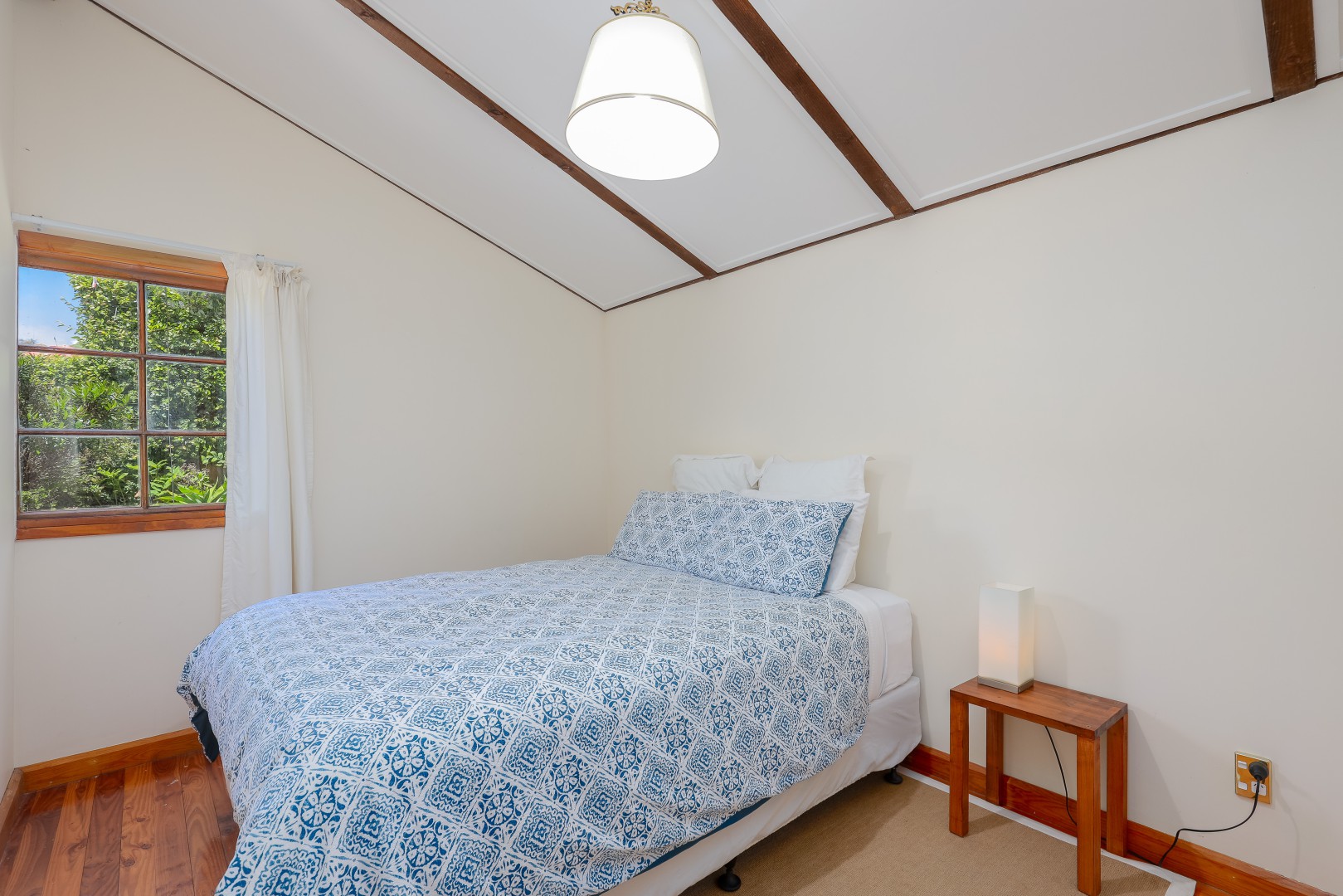16 Russell Street, Stepneyville #14 -- listing/13814/n-v2.jpeg