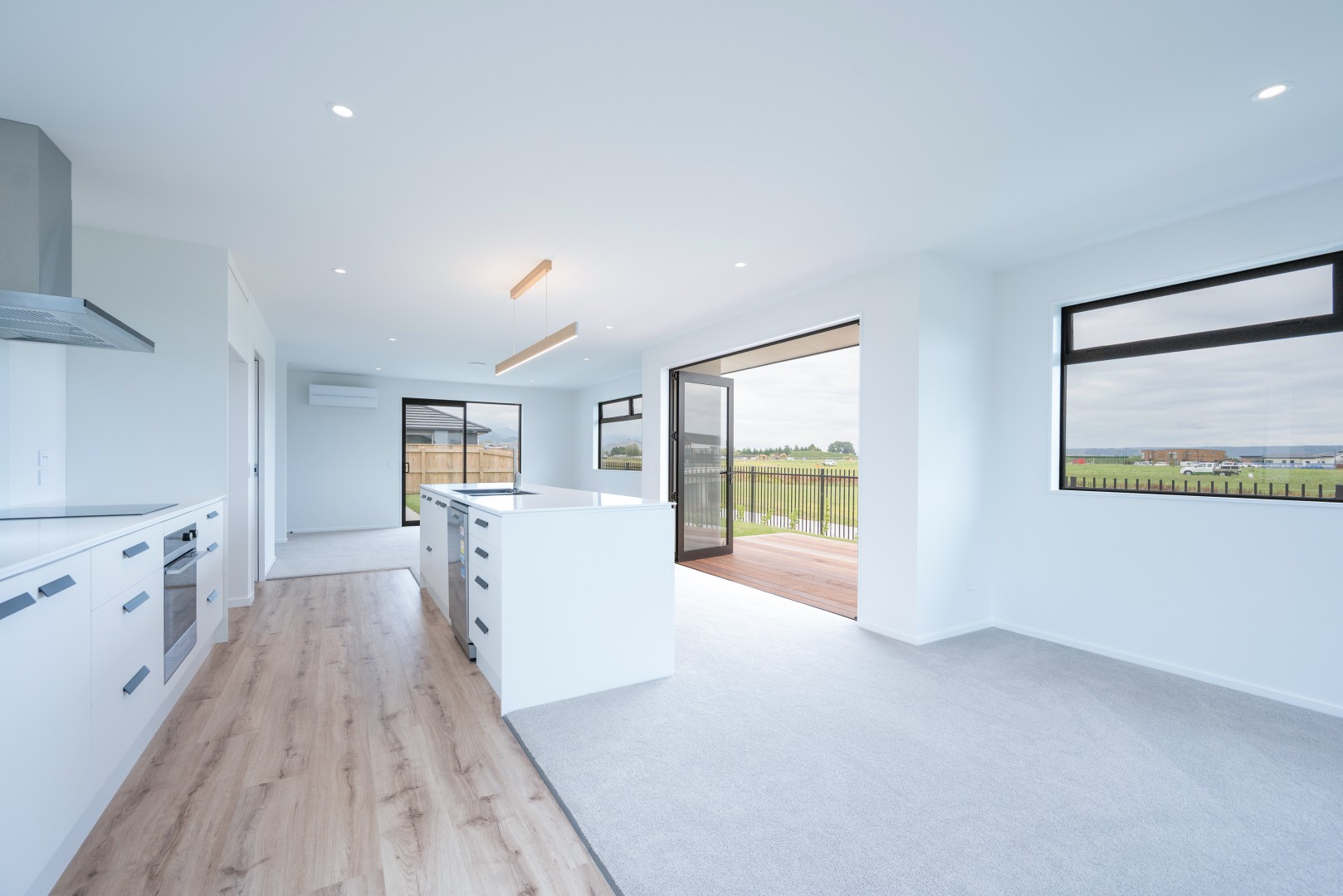 69 Berryfield Drive, Richmond #6 -- listing/13820/e-v7.jpeg