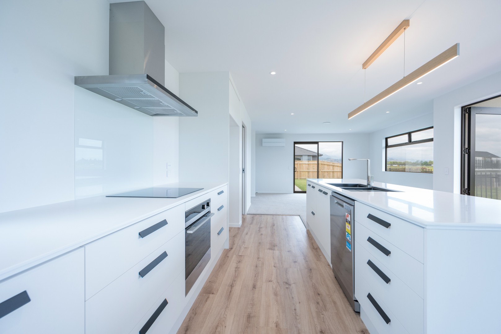 69 Berryfield Drive, Richmond #8 -- listing/13820/g-v7.jpeg