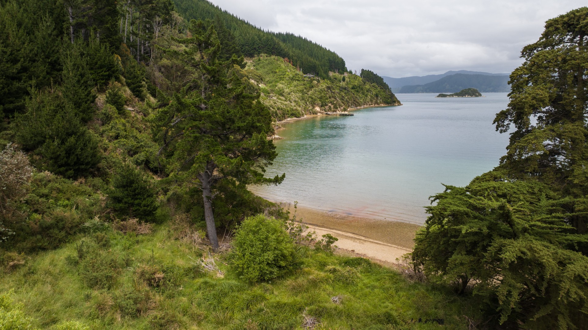 Arapaoa Island - Waikakaramea Bay, Marlborough Sounds #7 -- listing/14638/f-v9.jpeg