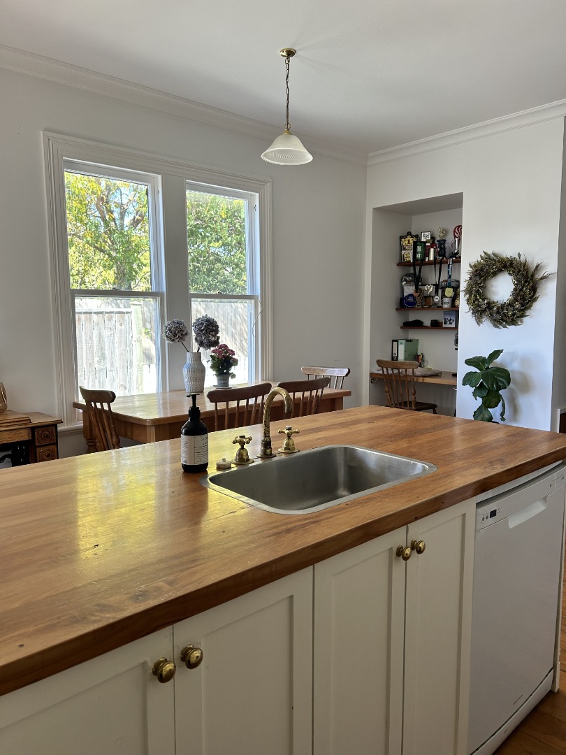 49 Ellis Street, Brightwater #5 -- listing/15083/RBPI116052.jpeg