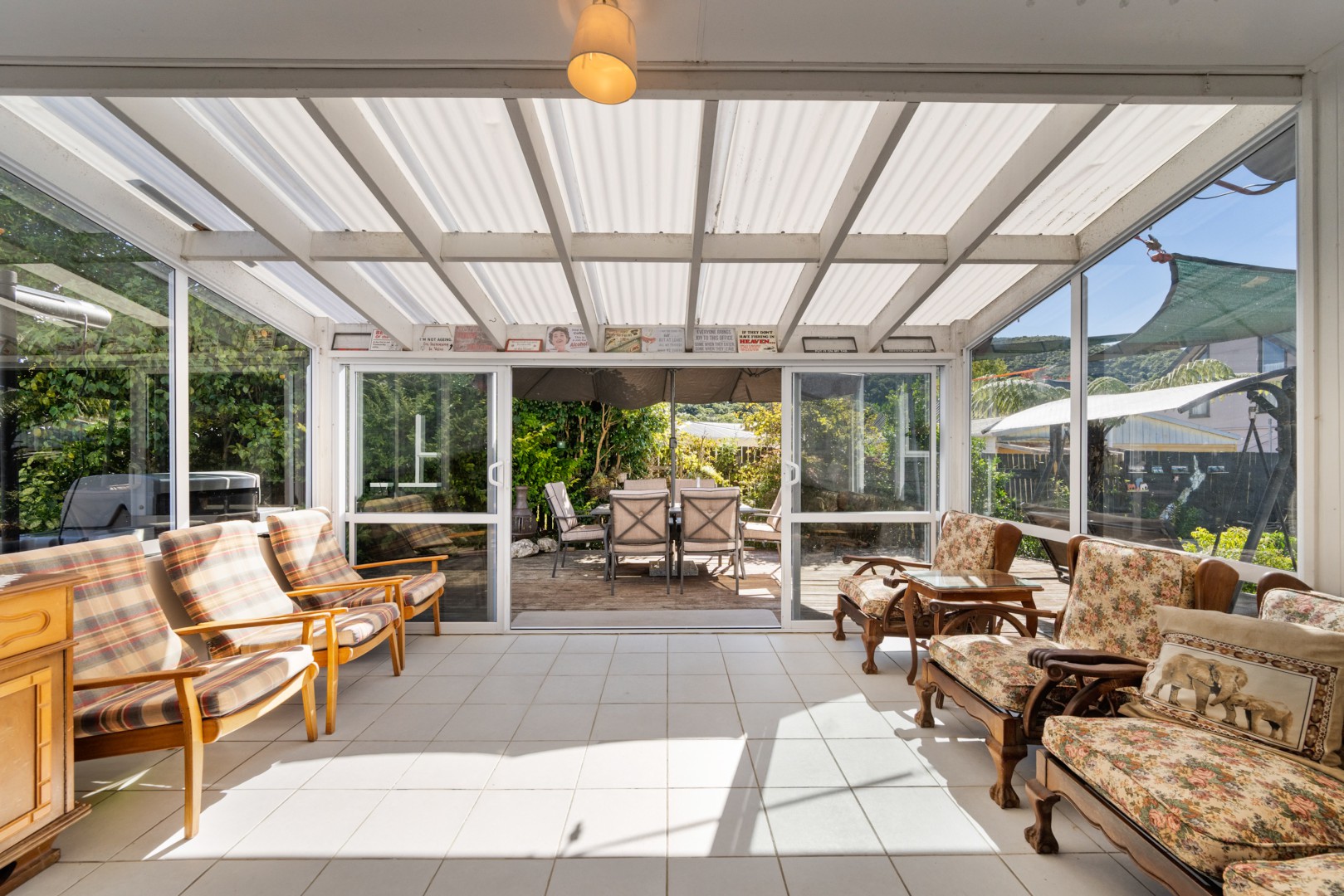 14a Huia Street, Waikawa #6 -- listing/15130/e-v9.jpeg