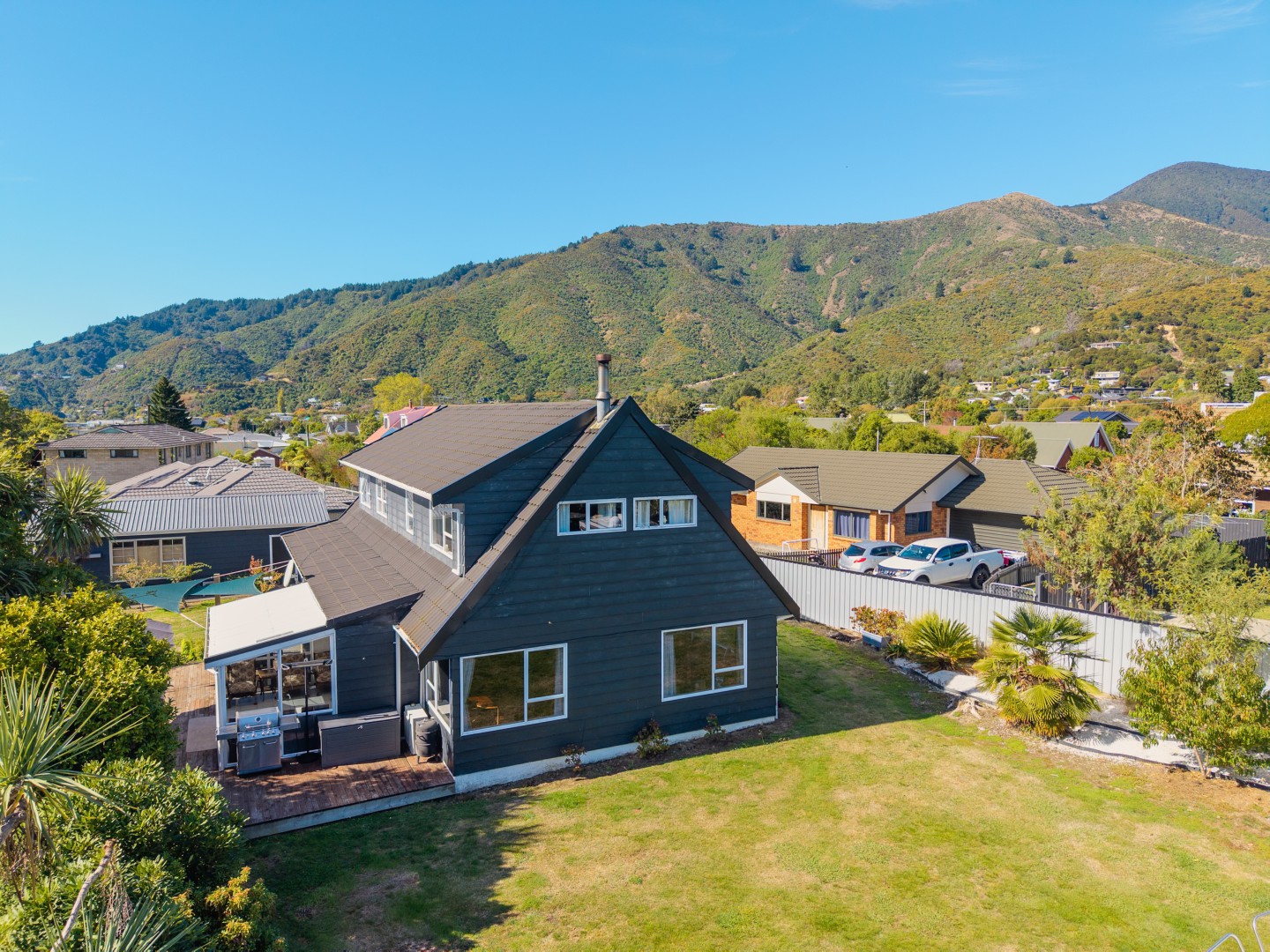 14a Huia Street, Waikawa #1 -- listing/15130/m-v9.jpeg