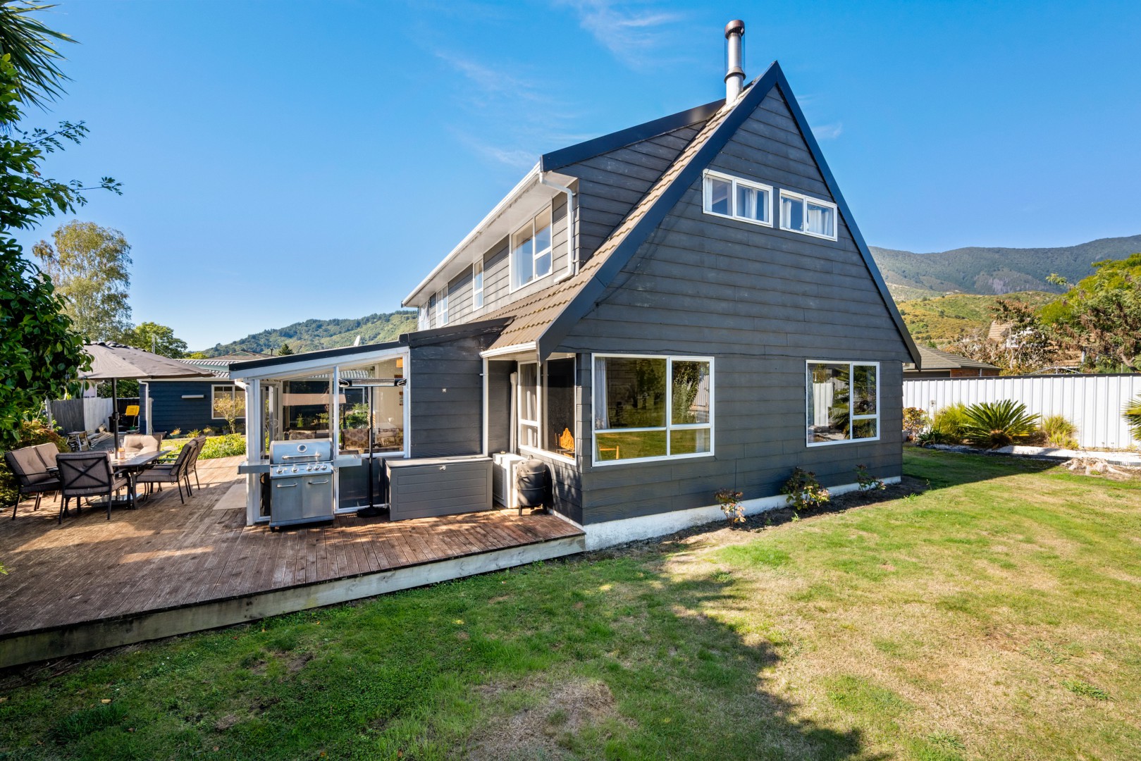 14a Huia Street, Waikawa #17 -- listing/15130/q-v9.jpeg