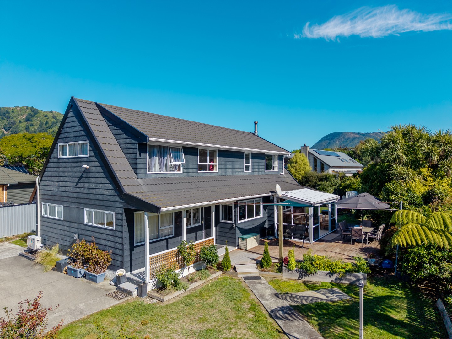 14a Huia Street, Waikawa #19 -- listing/15130/s-v11.jpeg