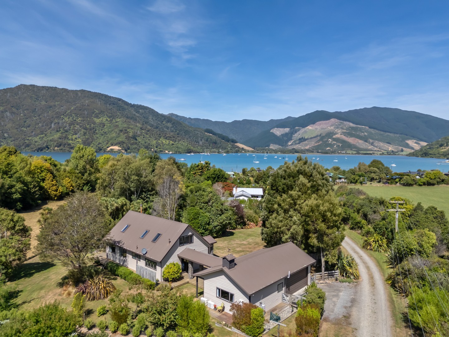 28 Lady Cobham Grove, Anakiwa #2 -- listing/15871/a-v6.jpeg