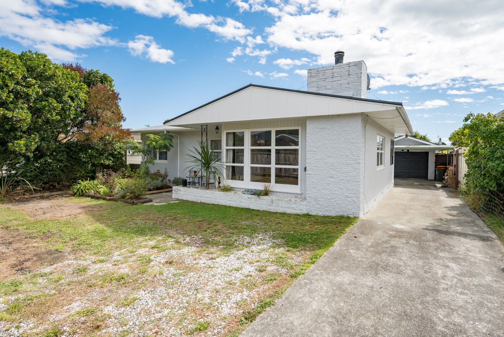 32 Tennyson Crescent, Stoke #1 -- listing/15936/m.jpeg