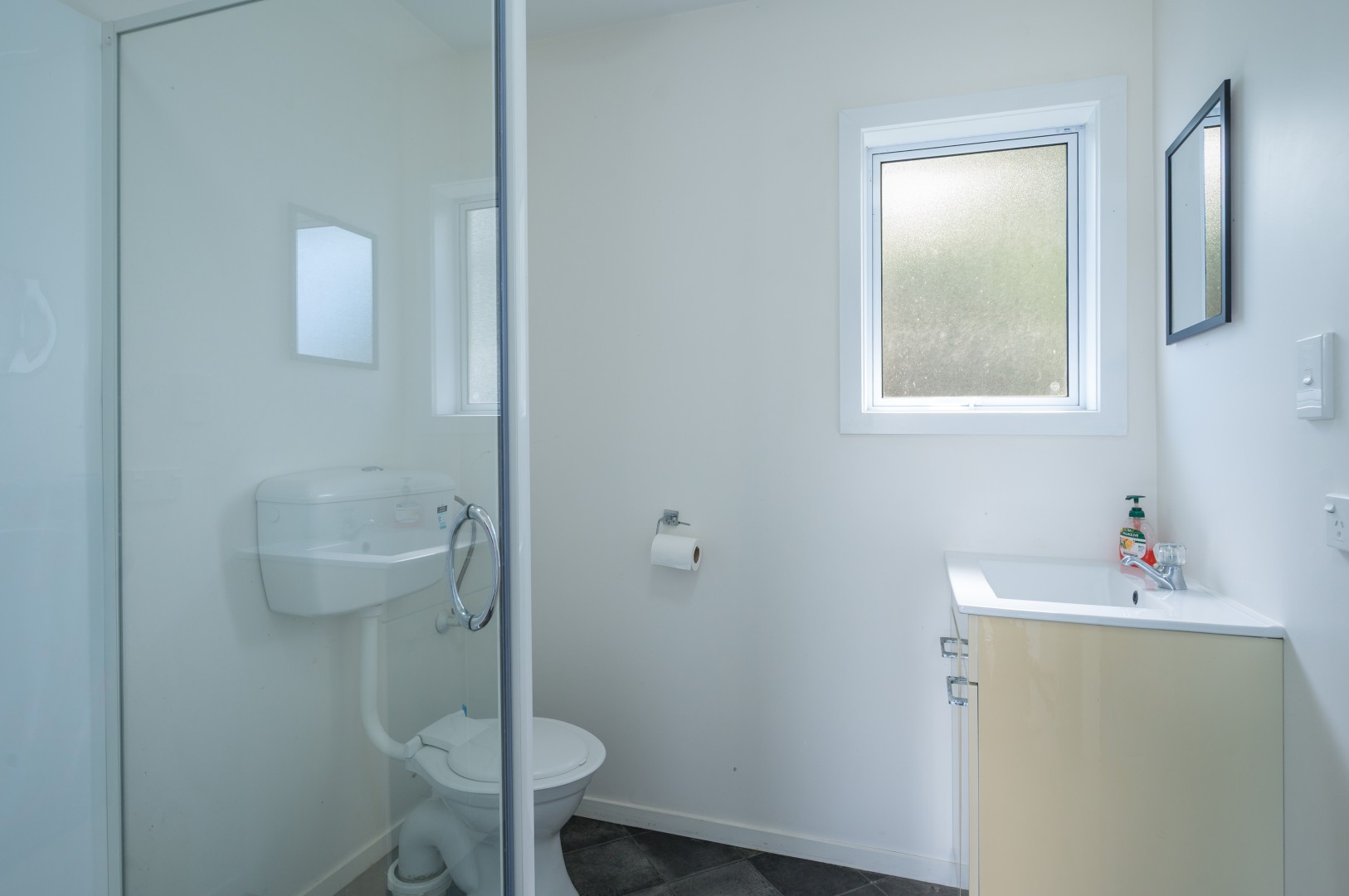 32 Tennyson Crescent, Stoke #18 -- listing/15936/r.jpeg