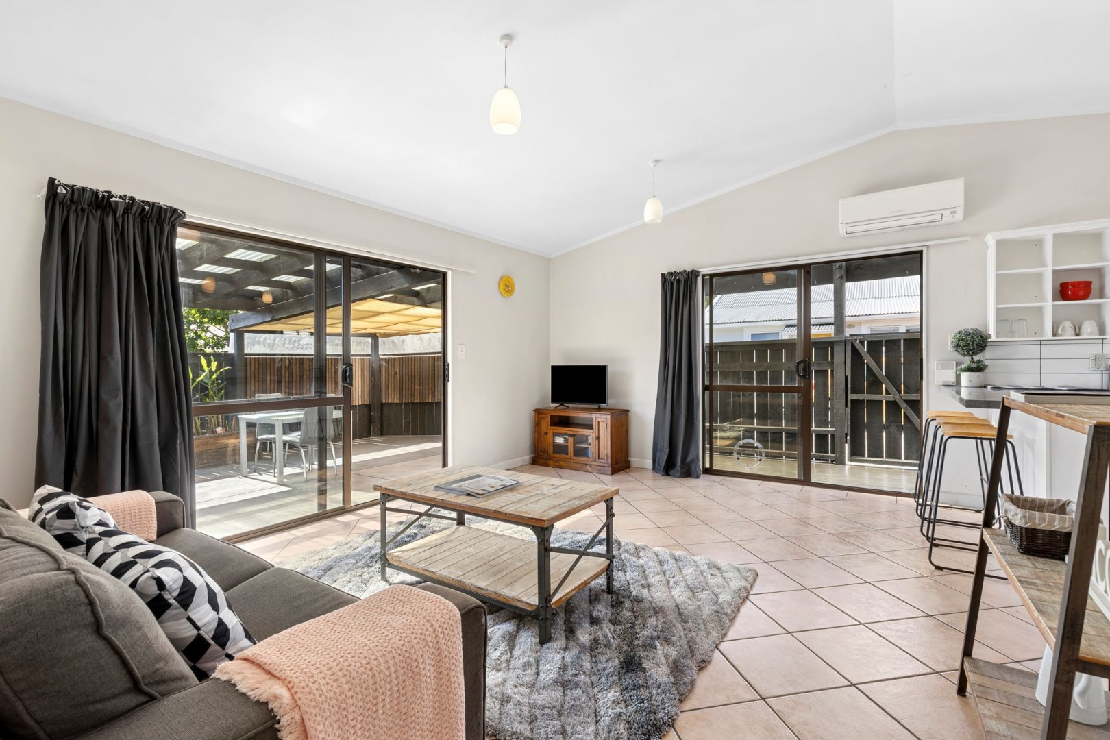2/28 Waimea Road, Nelson South #5 -- listing/15952/d-v2.jpeg