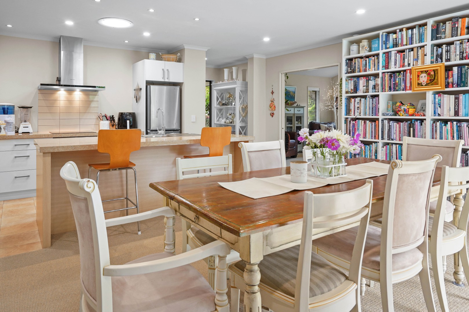 13 Mako Street, Richmond #6 -- listing/15965/e-v2.jpeg