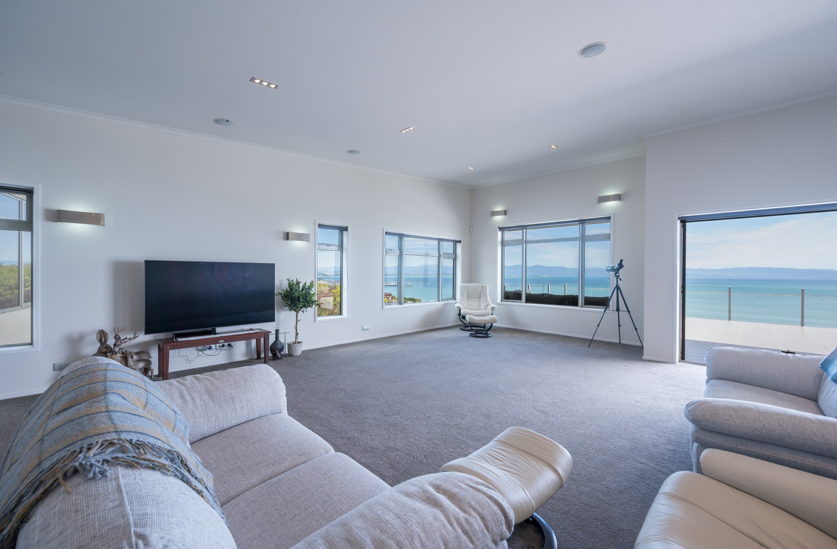 5 Seawatch Way, Atawhai #3 -- listing/15974/b-v5.jpeg