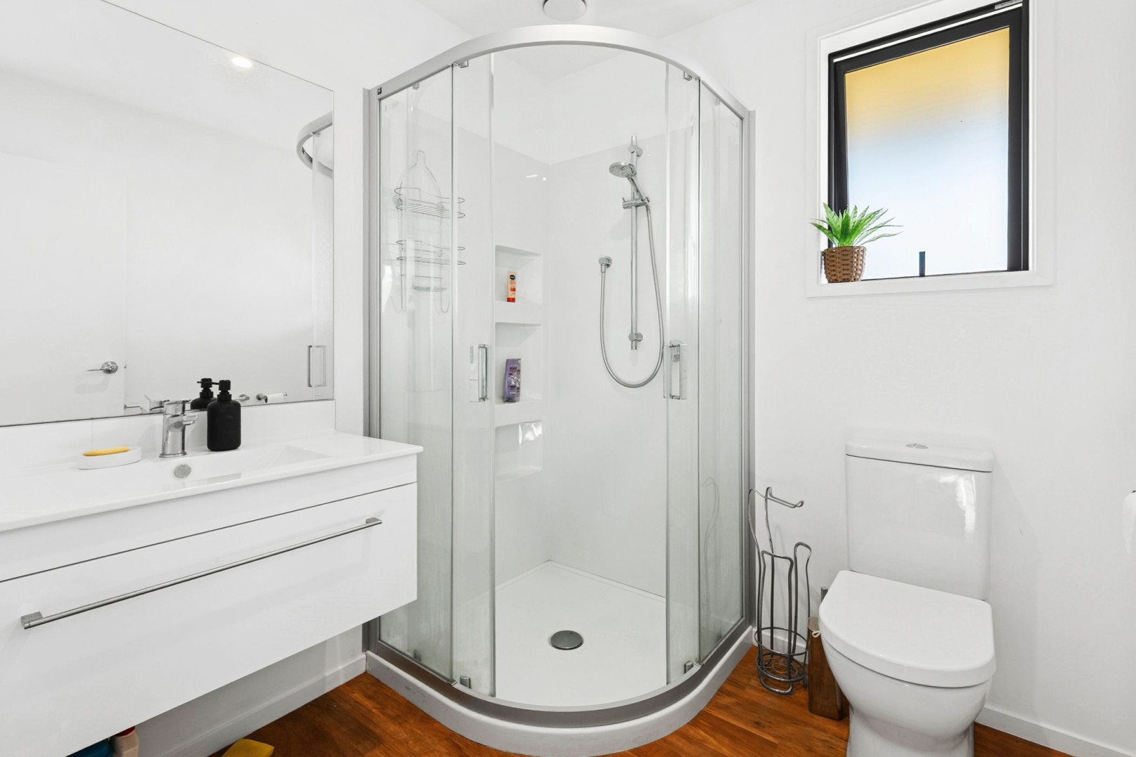252b Wakapuaka Road SH6, Wakapuaka #4 -- listing/15982/c-v5.jpeg