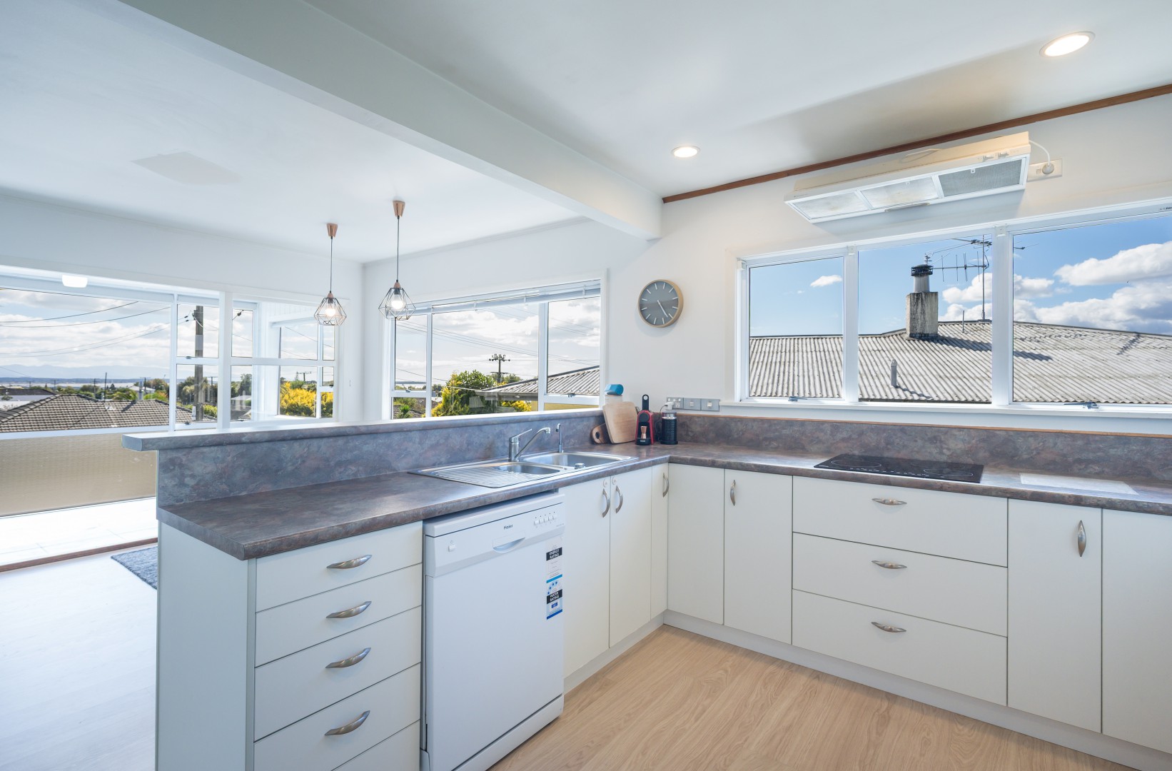 195 Hill Street, Richmond #3 -- listing/15999/b-v5.jpeg