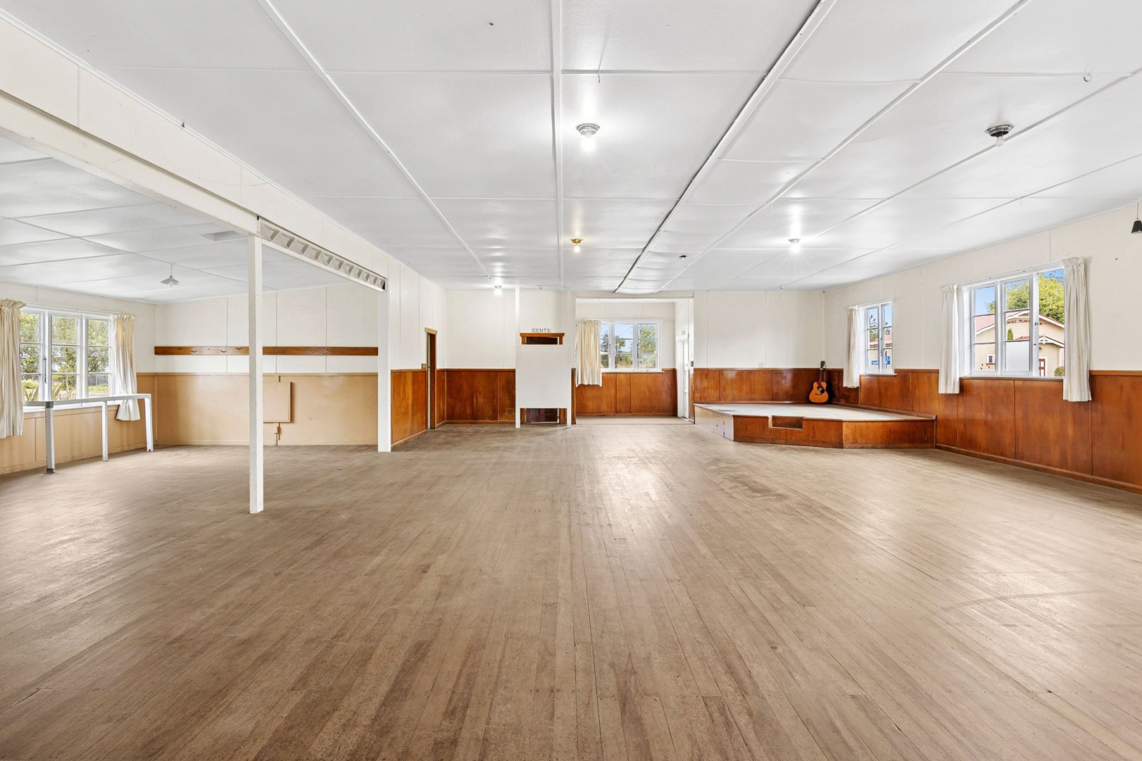 17 Hampden Street, Murchison #2 -- listing/16034/a-v3.jpeg