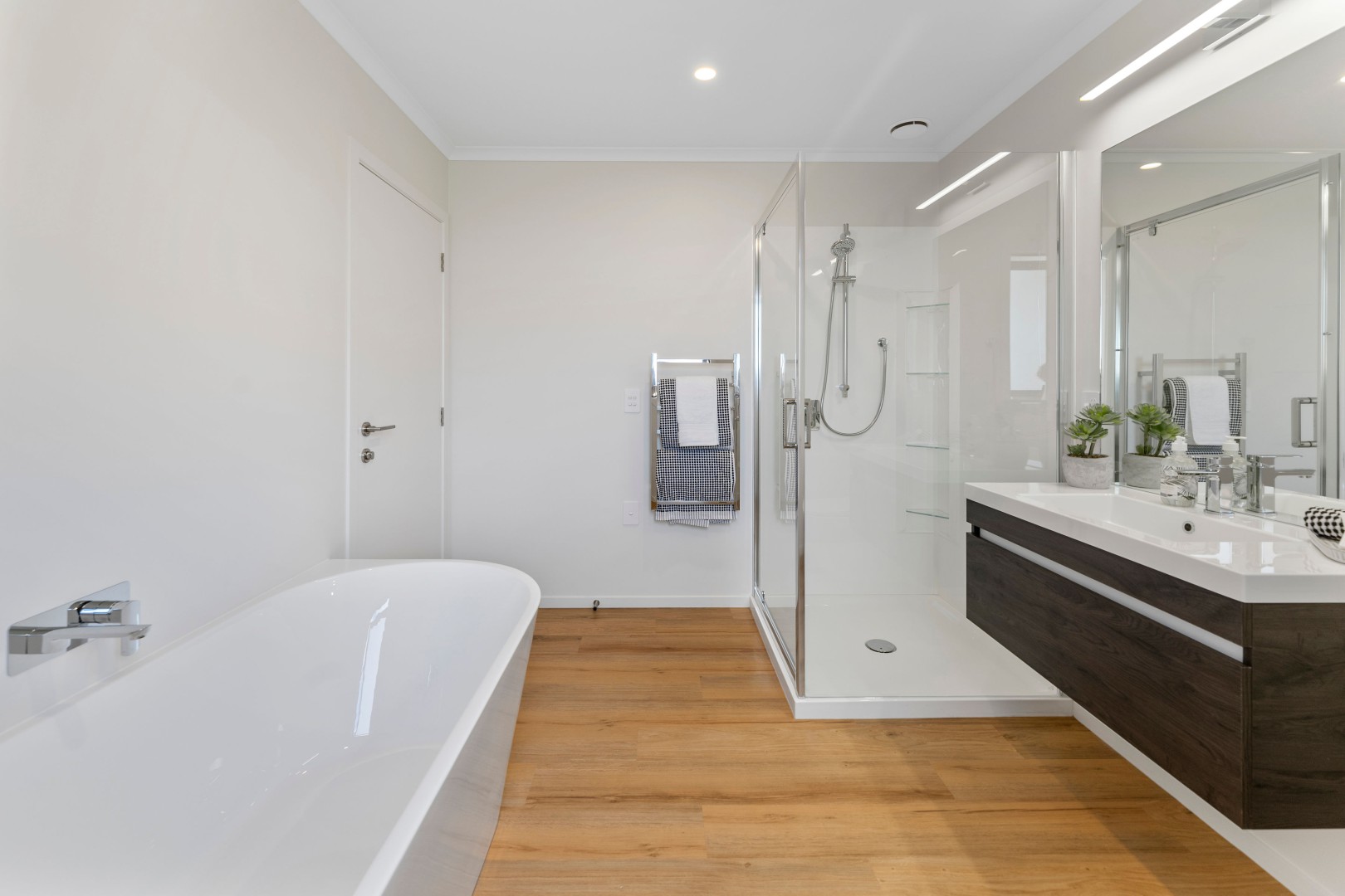 17 Hukere Crescent, Richmond #12 -- listing/16050/k.jpeg
