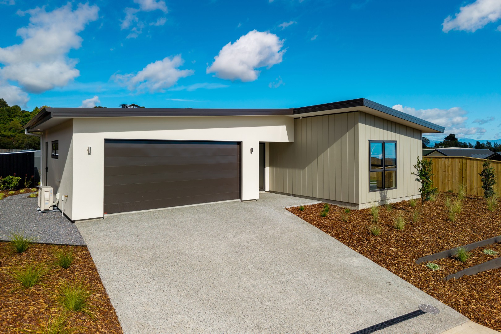 17 Hukere Crescent, Richmond #1 -- listing/16050/m.jpeg
