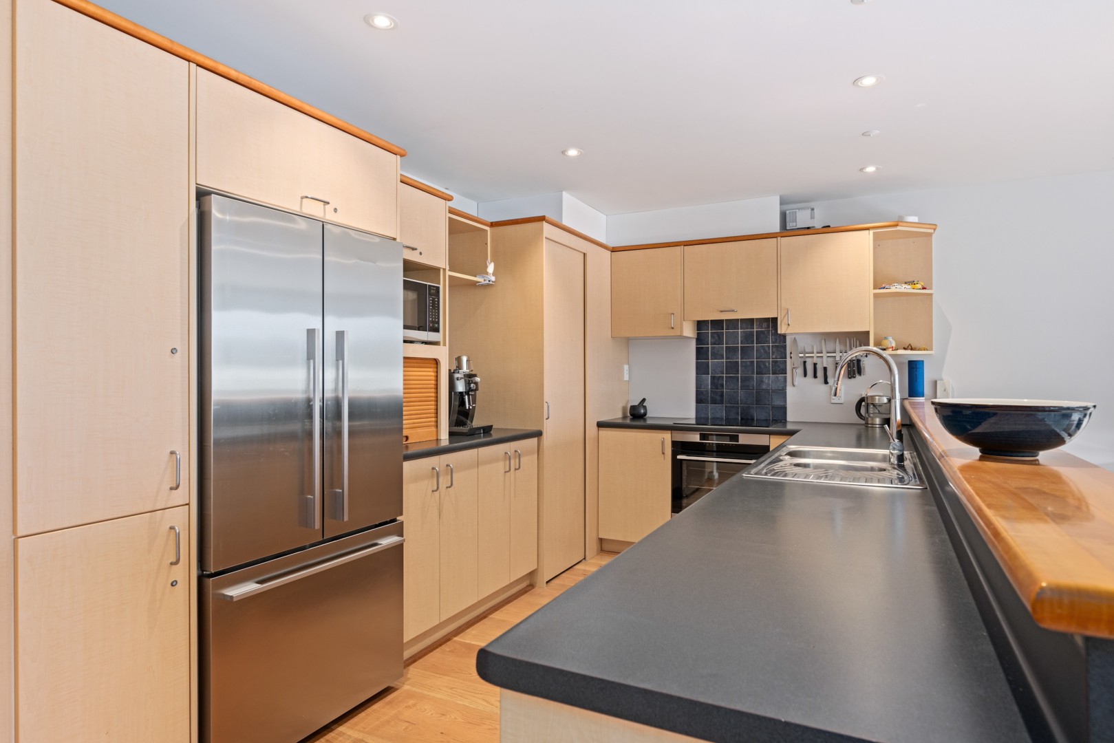 2b/12 London Quay, Picton #7 -- listing/16077/f.jpeg