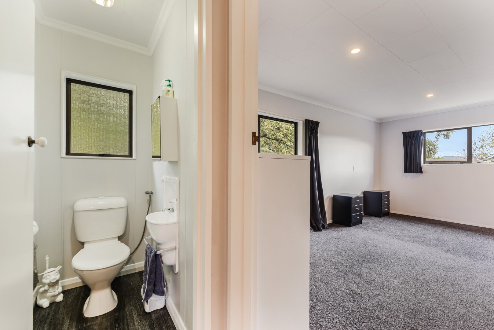 27 Browning Crescent, Stoke #19 -- listing/16092/s.jpeg