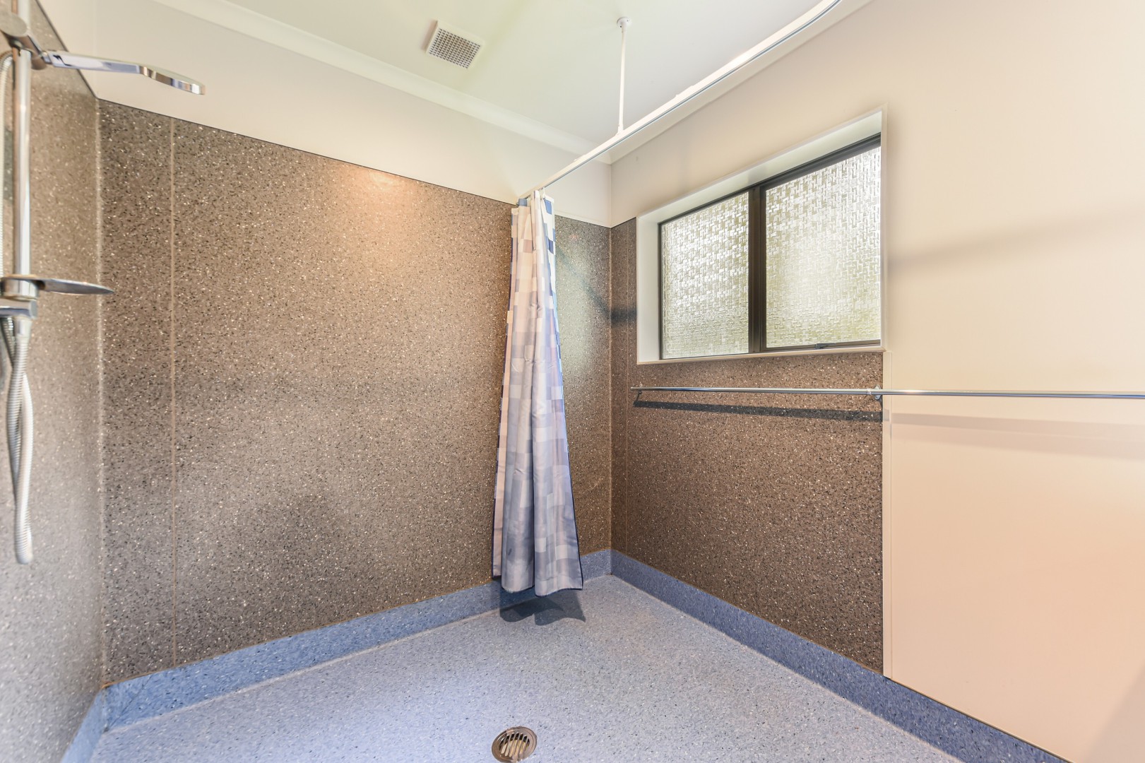 27 Browning Crescent, Stoke #21 -- listing/16092/u.jpeg