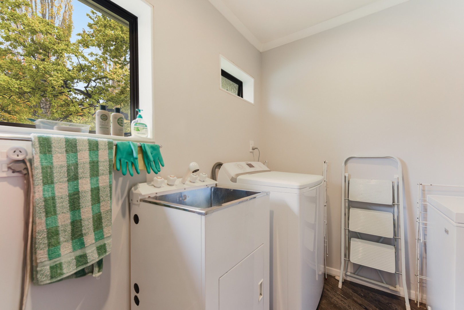 27 Browning Crescent, Stoke #22 -- listing/16092/v.jpeg