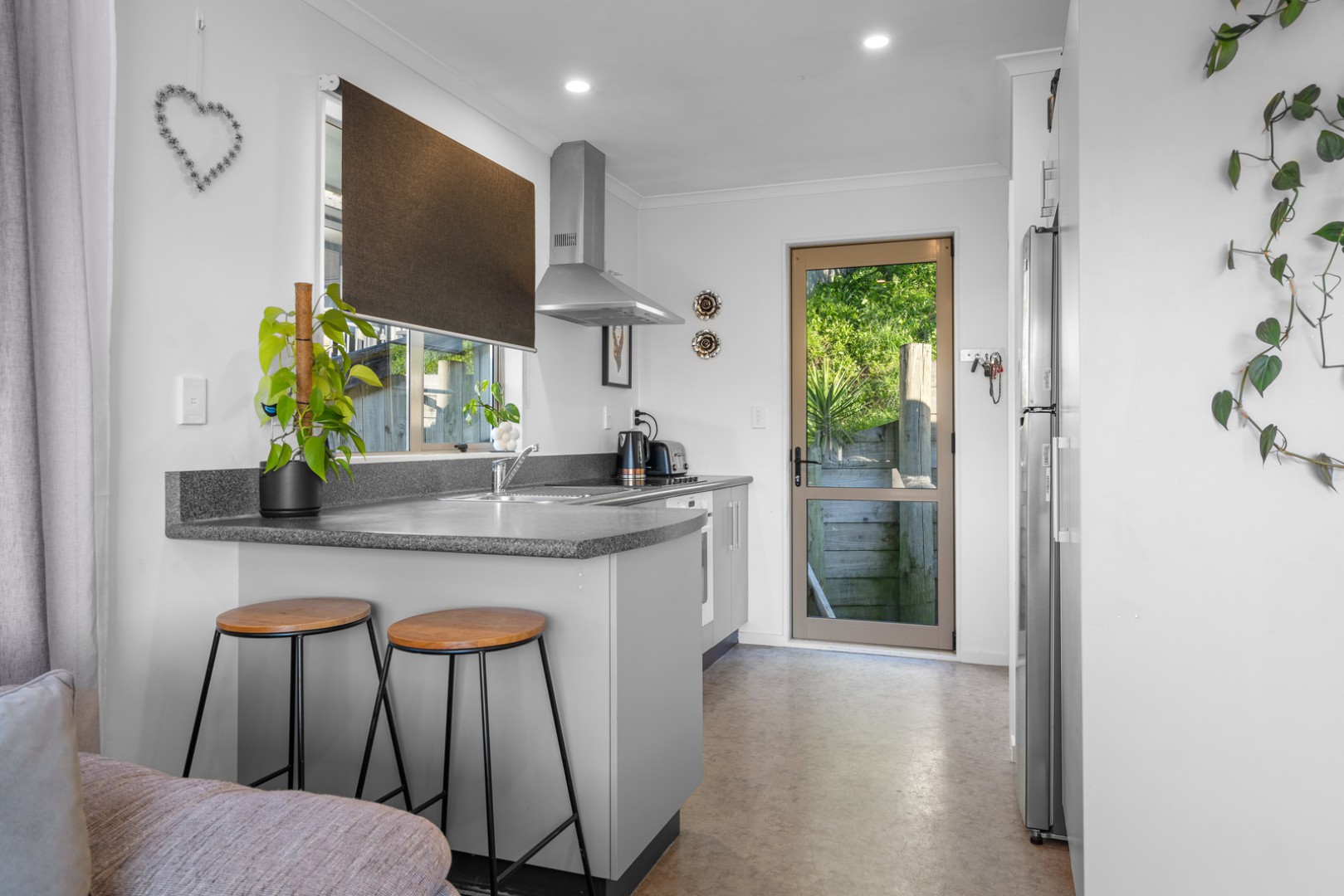 33a Saint Lawrence Street, Toi Toi #5 -- listing/16103/d-v3.jpeg