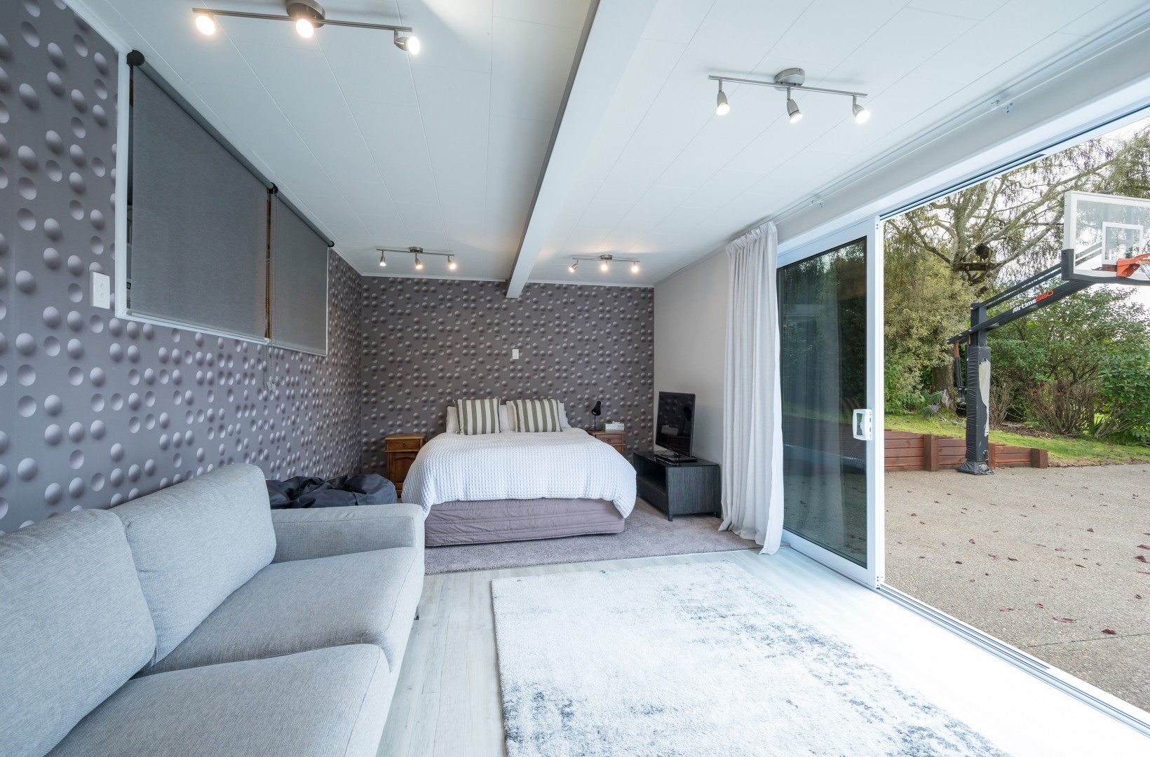 13 Kingsley Place, Richmond #16 -- listing/16123/p.jpeg