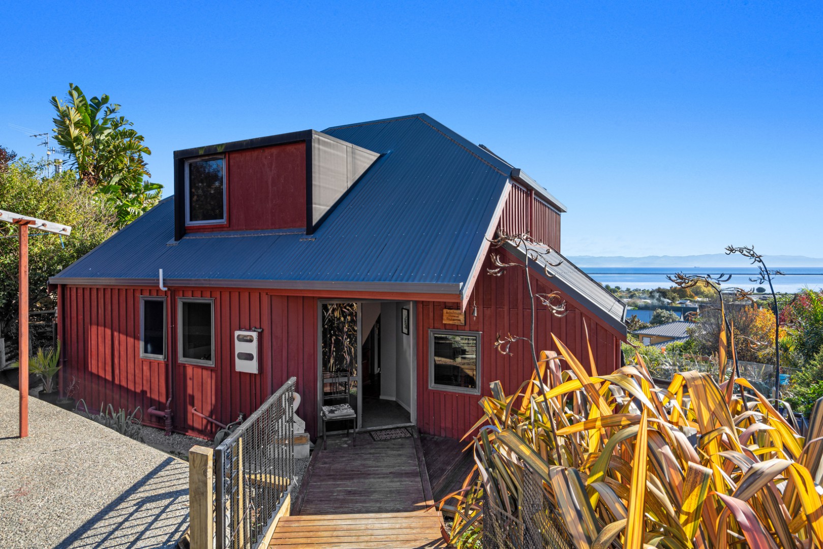 28 Clovelly Street, Atawhai #1 -- listing/16130/m.jpeg
