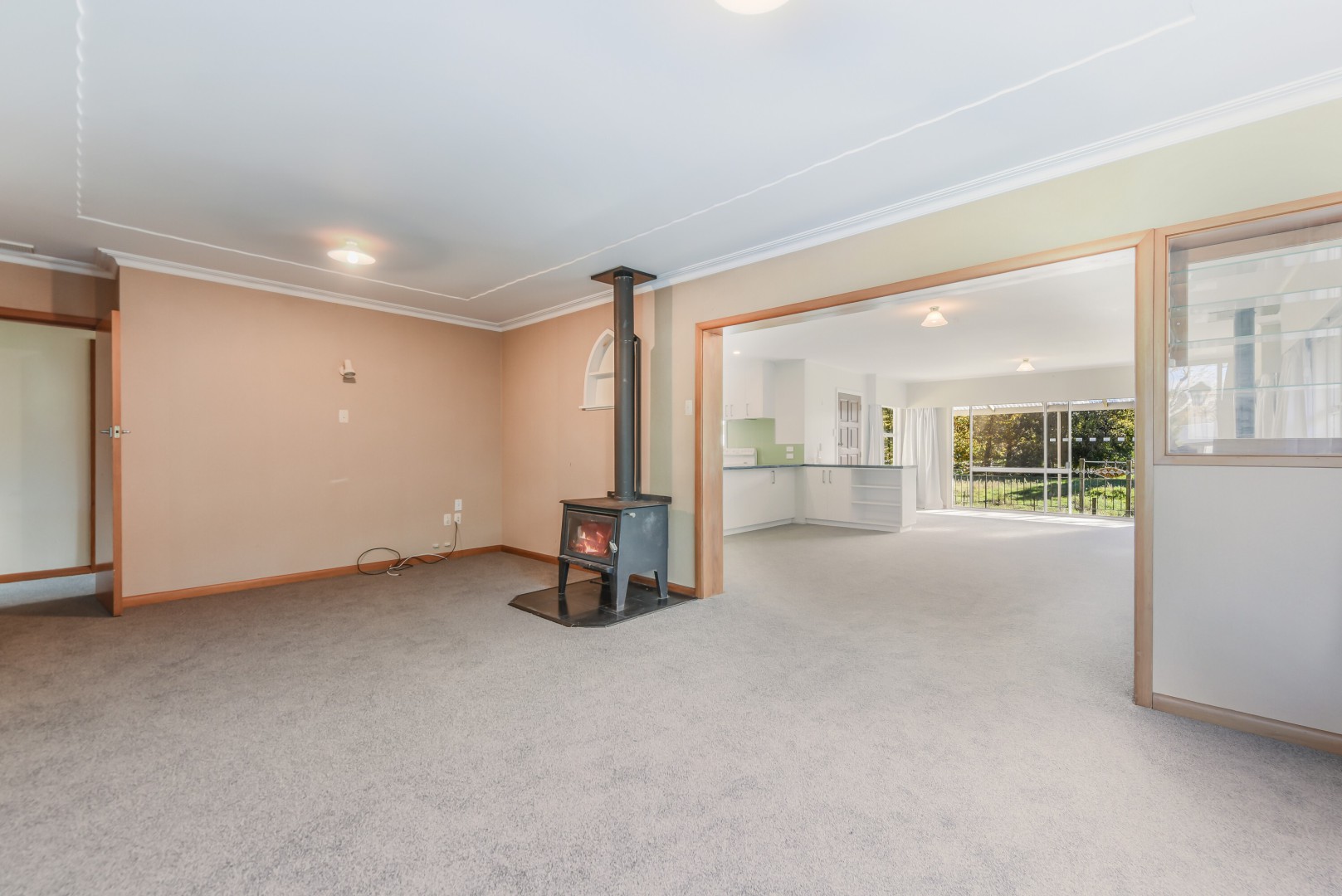 8 Clifford Road, Wakefield #12 -- listing/16145/k.jpeg