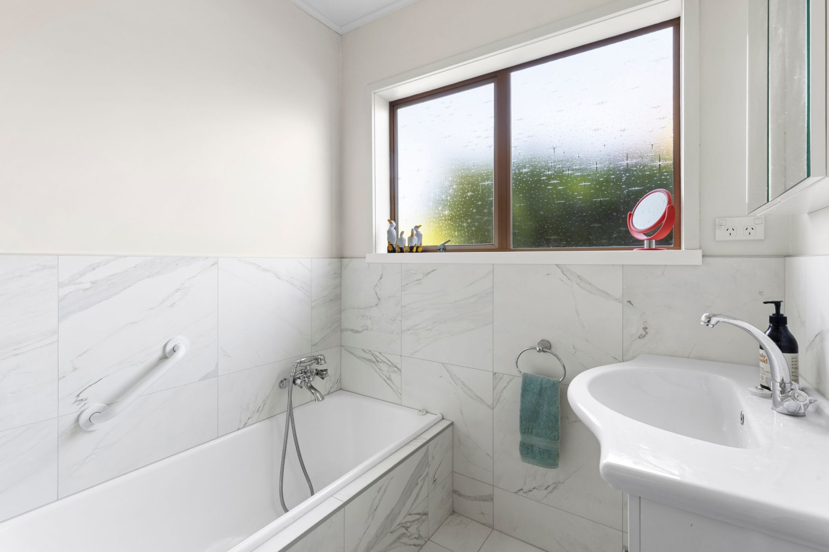 66 Wakefield-Kohatu Highway, Wakefield #16 -- listing/16148/p-v2.jpeg