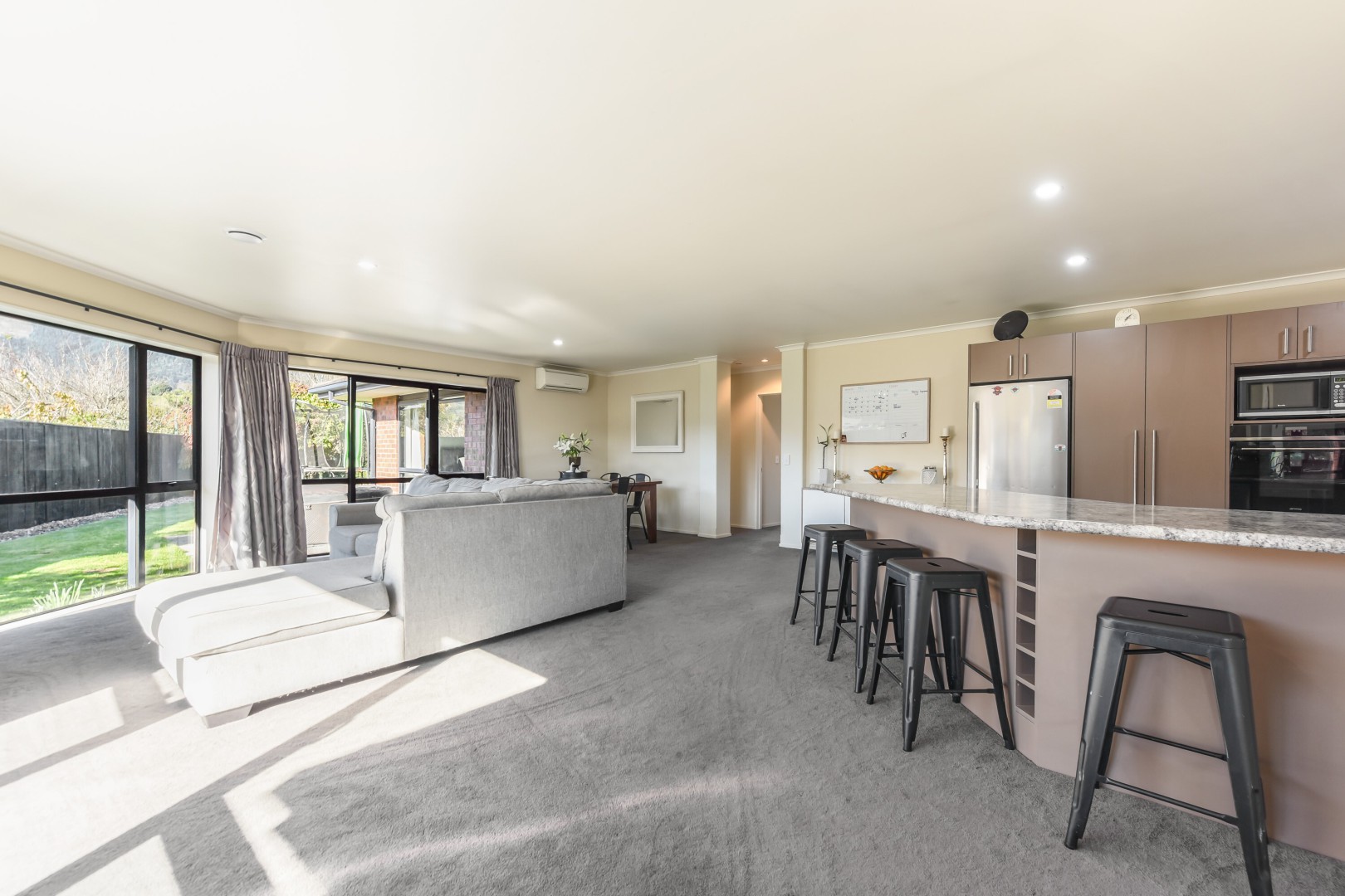 20 Woodstock Place, Stoke #5 -- listing/16163/d-v2.jpeg