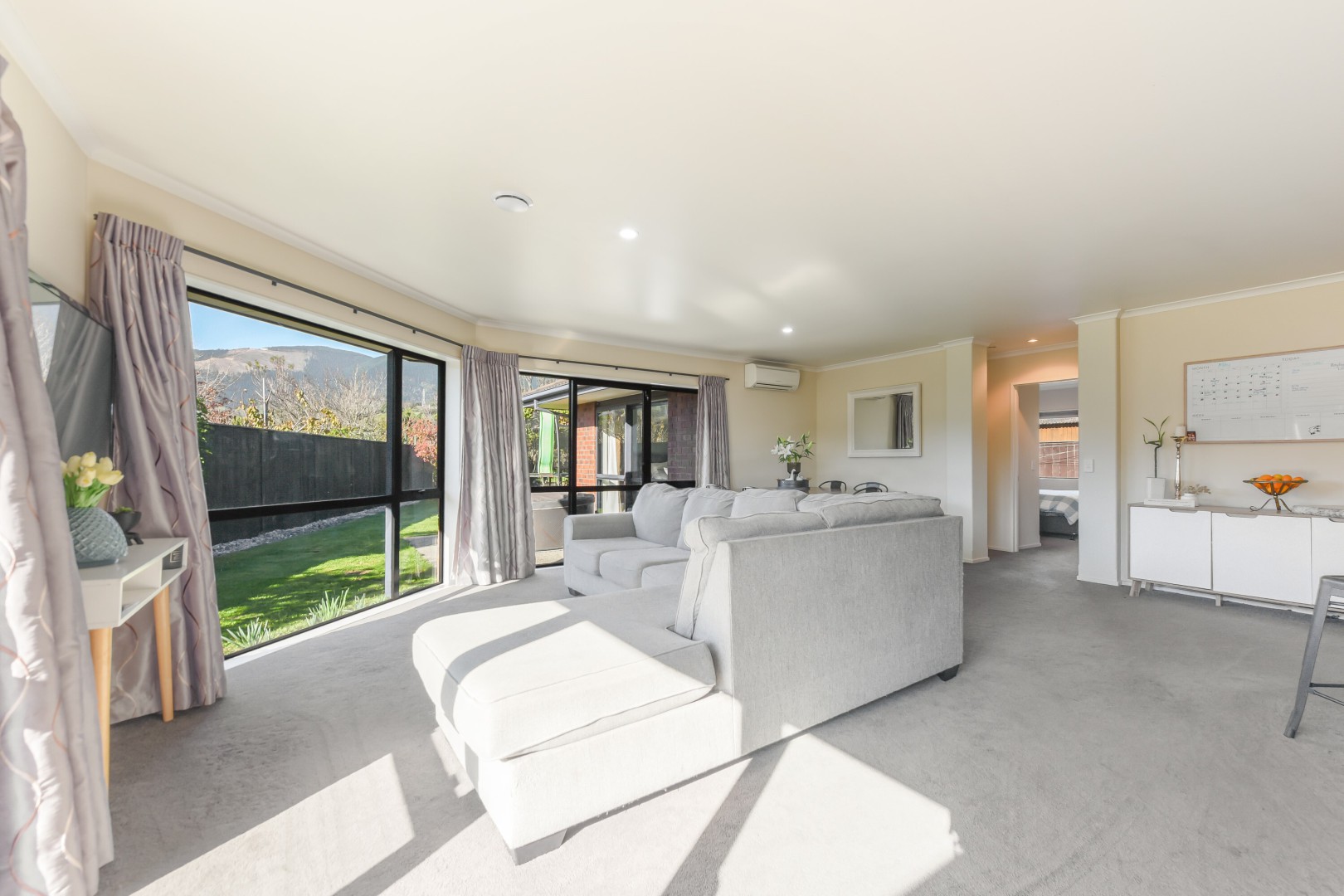 20 Woodstock Place, Stoke #6 -- listing/16163/e-v2.jpeg