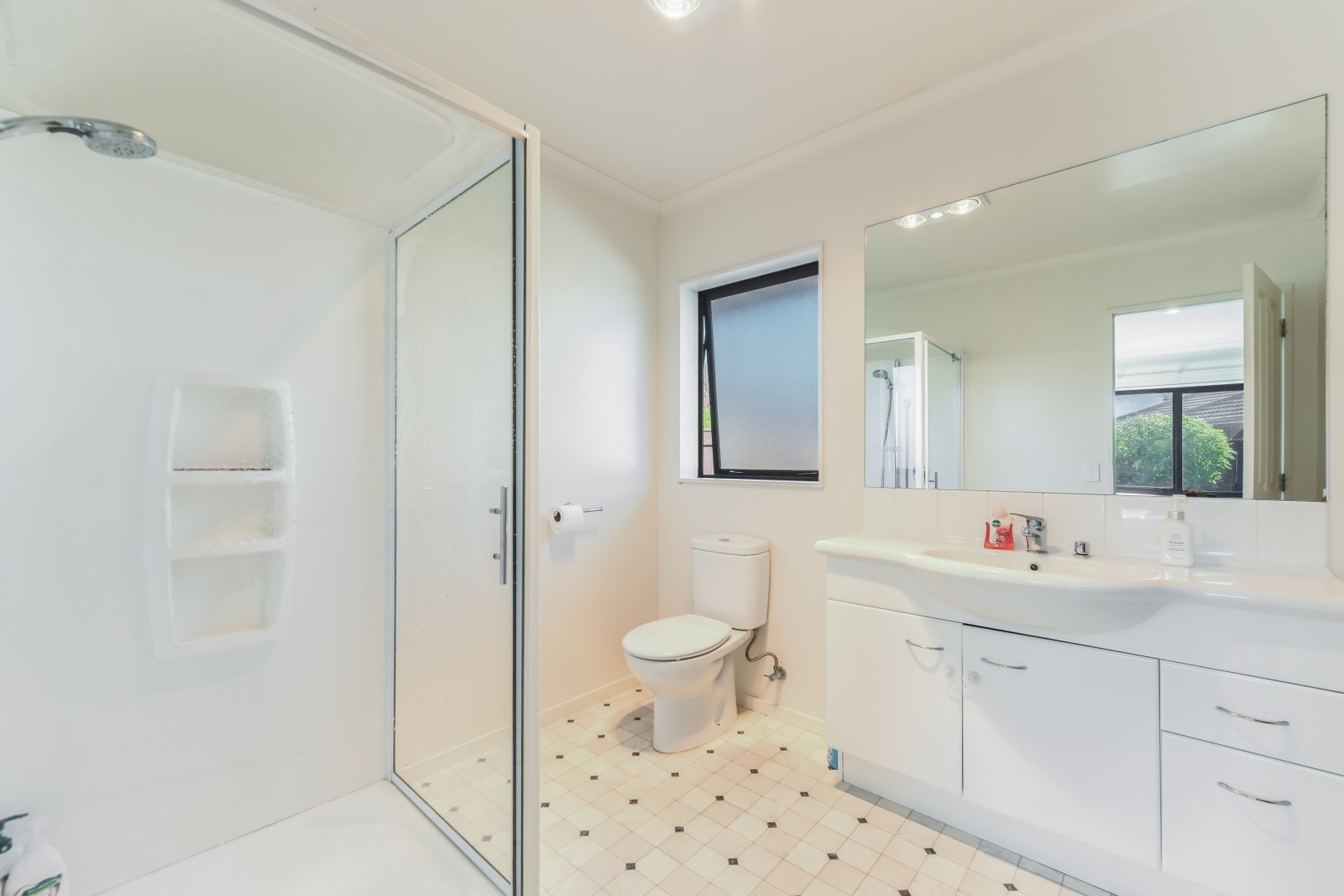 20 Woodstock Place, Stoke #12 -- listing/16163/k-v2.jpeg