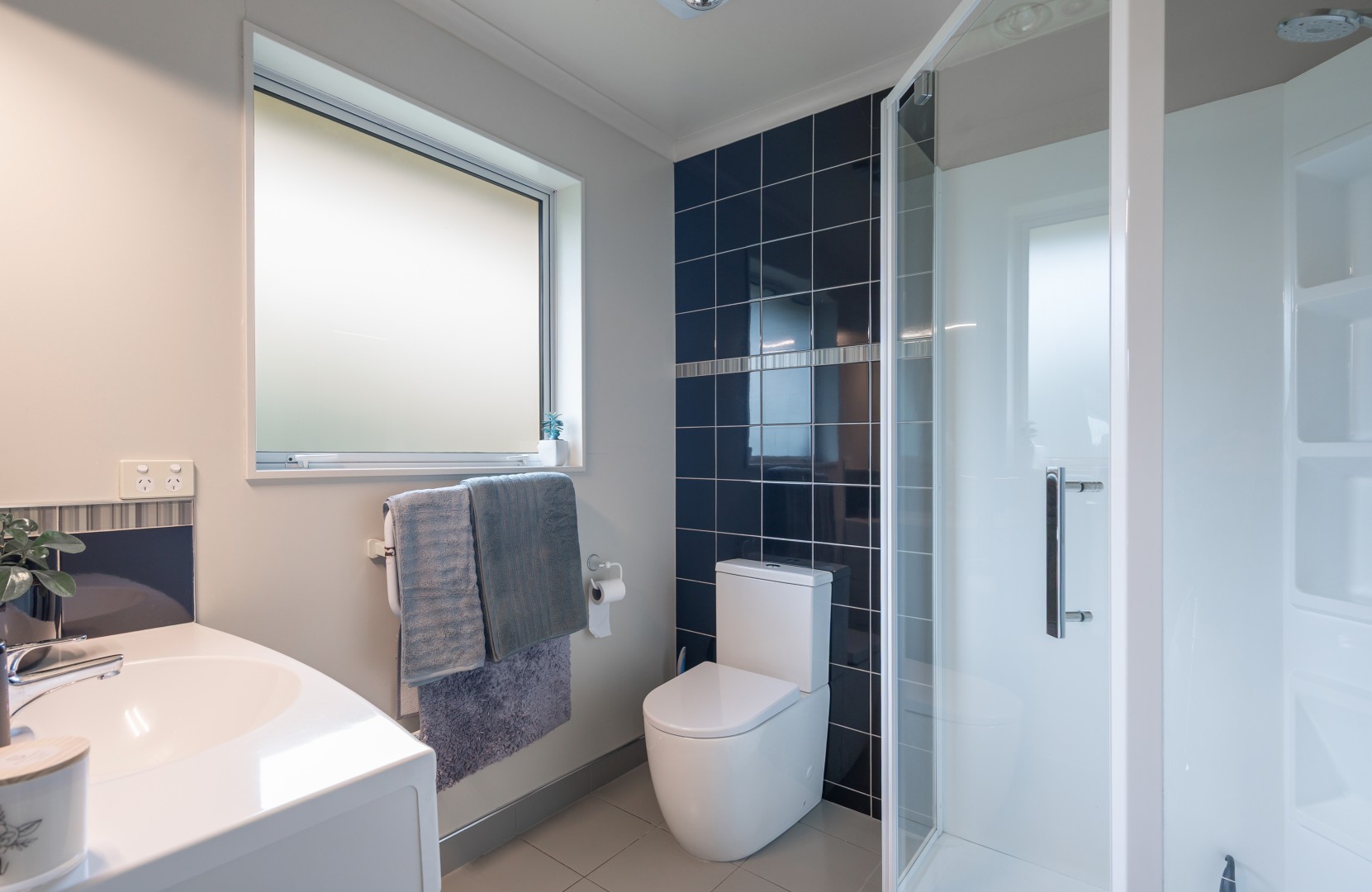 14 Cambelldon Crescent, Stoke #11 -- listing/16201/j.jpeg