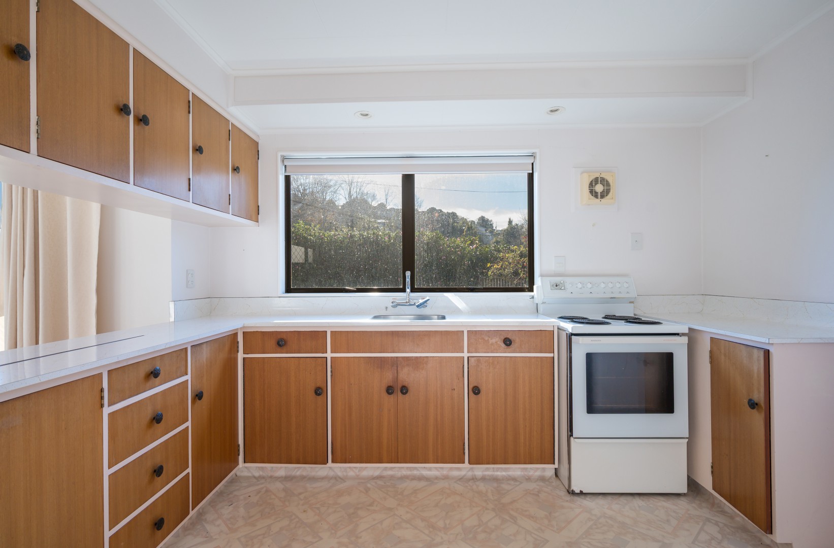 30 Alfred Street, Nelson South #8 -- listing/16206/g.jpeg