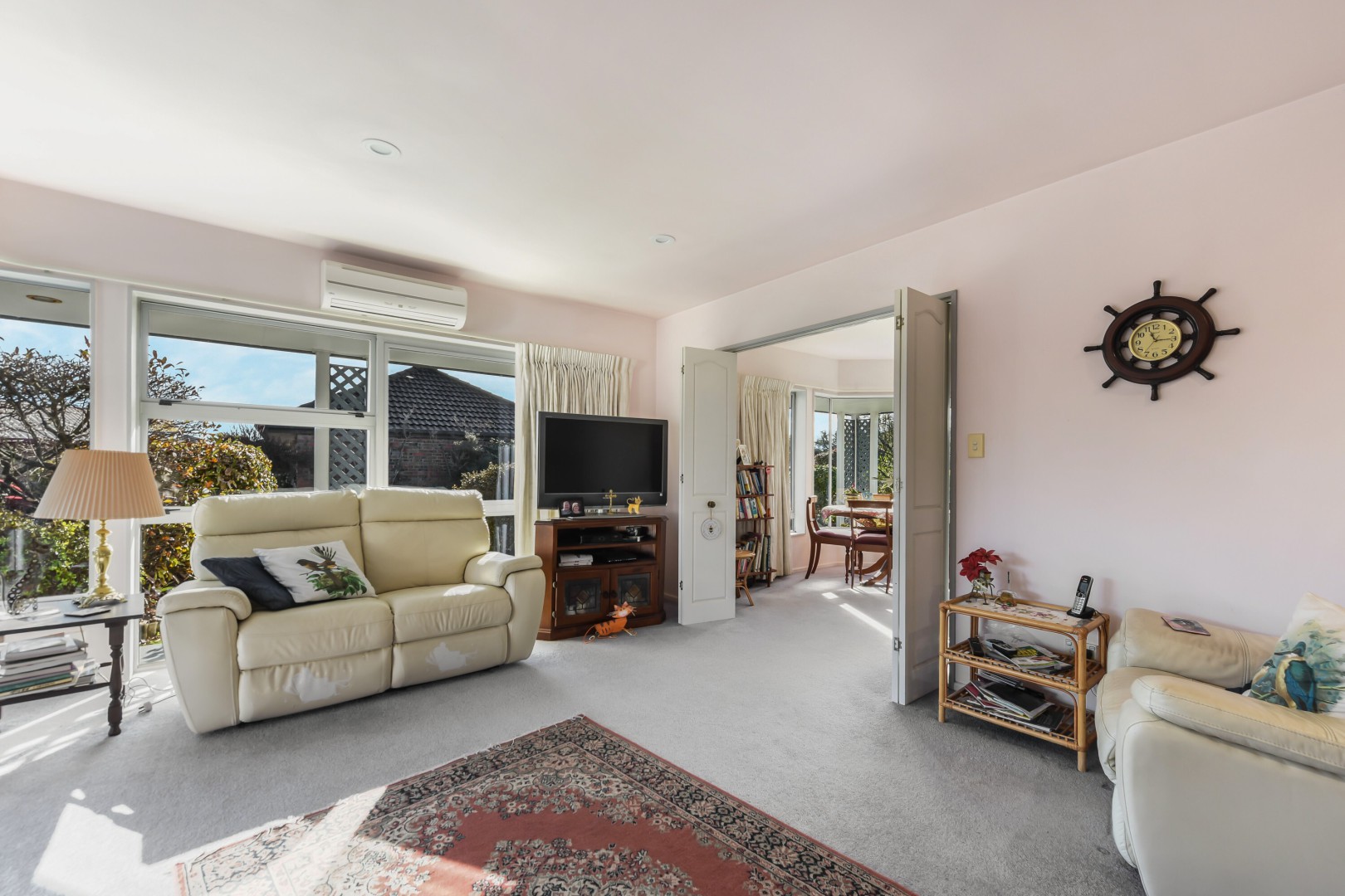 19 Stead Crescent, Stoke #12 -- listing/16207/k.jpeg