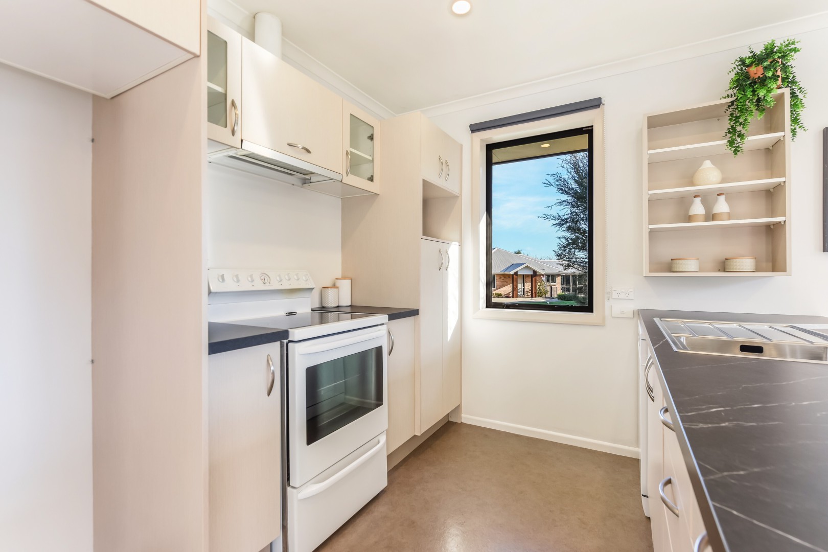 45 Cambelldon Crescent, Stoke #7 -- listing/16213/f.jpeg