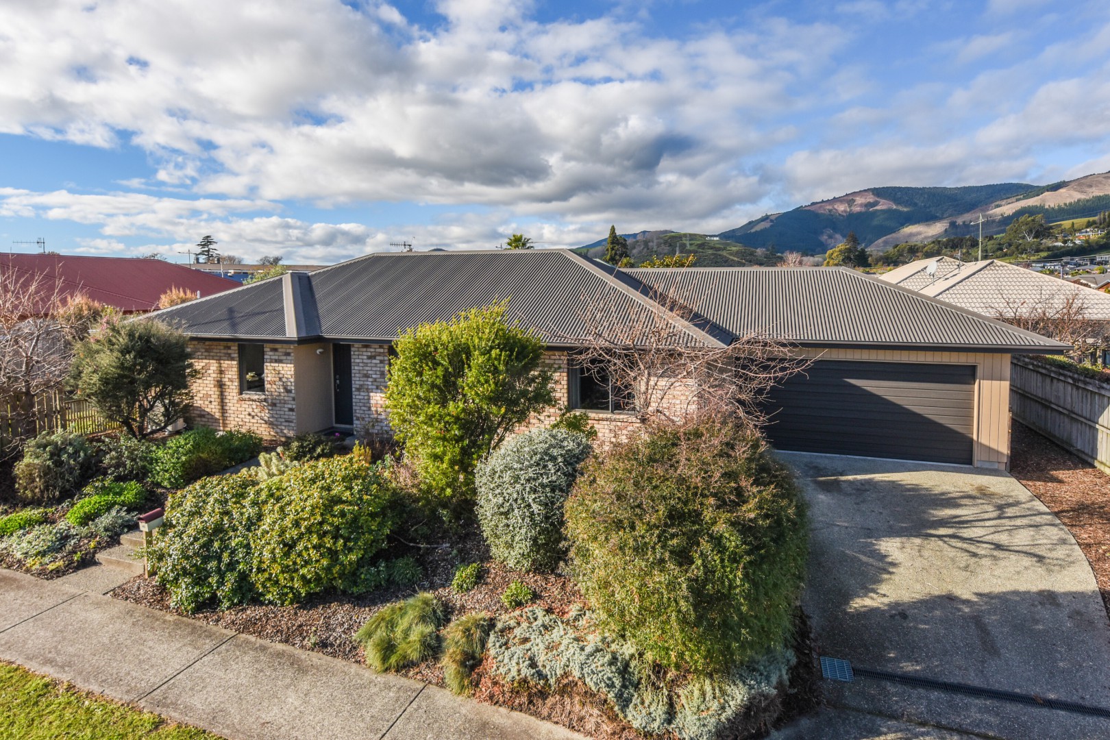 45 Cambelldon Crescent, Stoke #1 -- listing/16213/m.jpeg