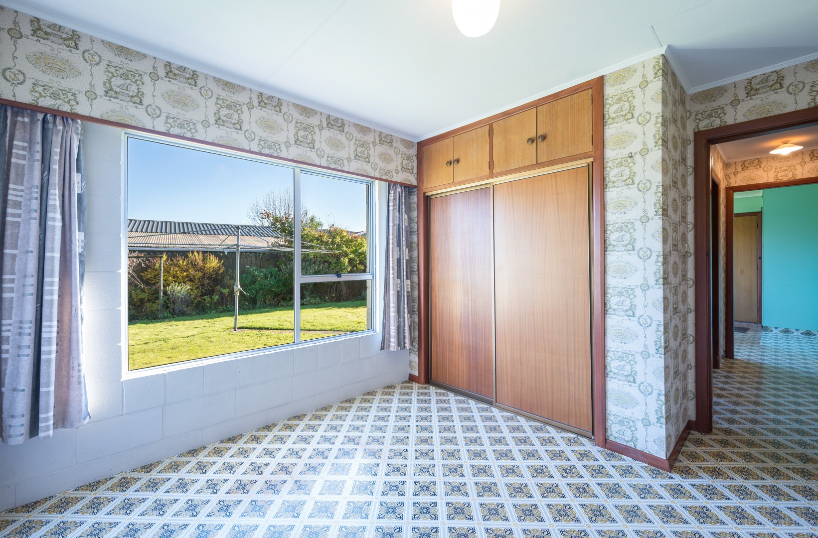 2 Balmoral Place, Stoke #7 -- listing/16219/f.jpeg