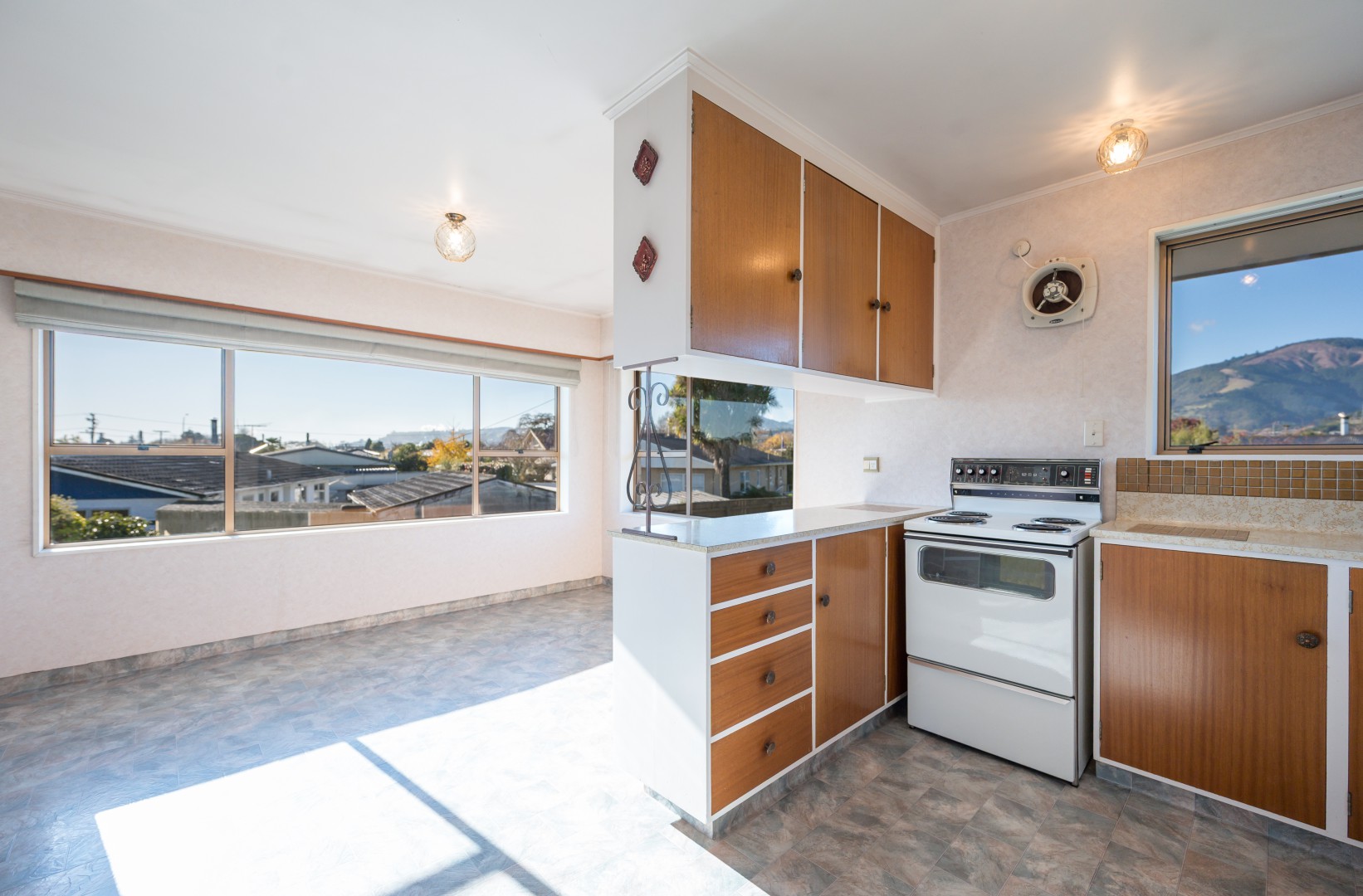 2 Balmoral Place, Stoke #12 -- listing/16219/k.jpeg