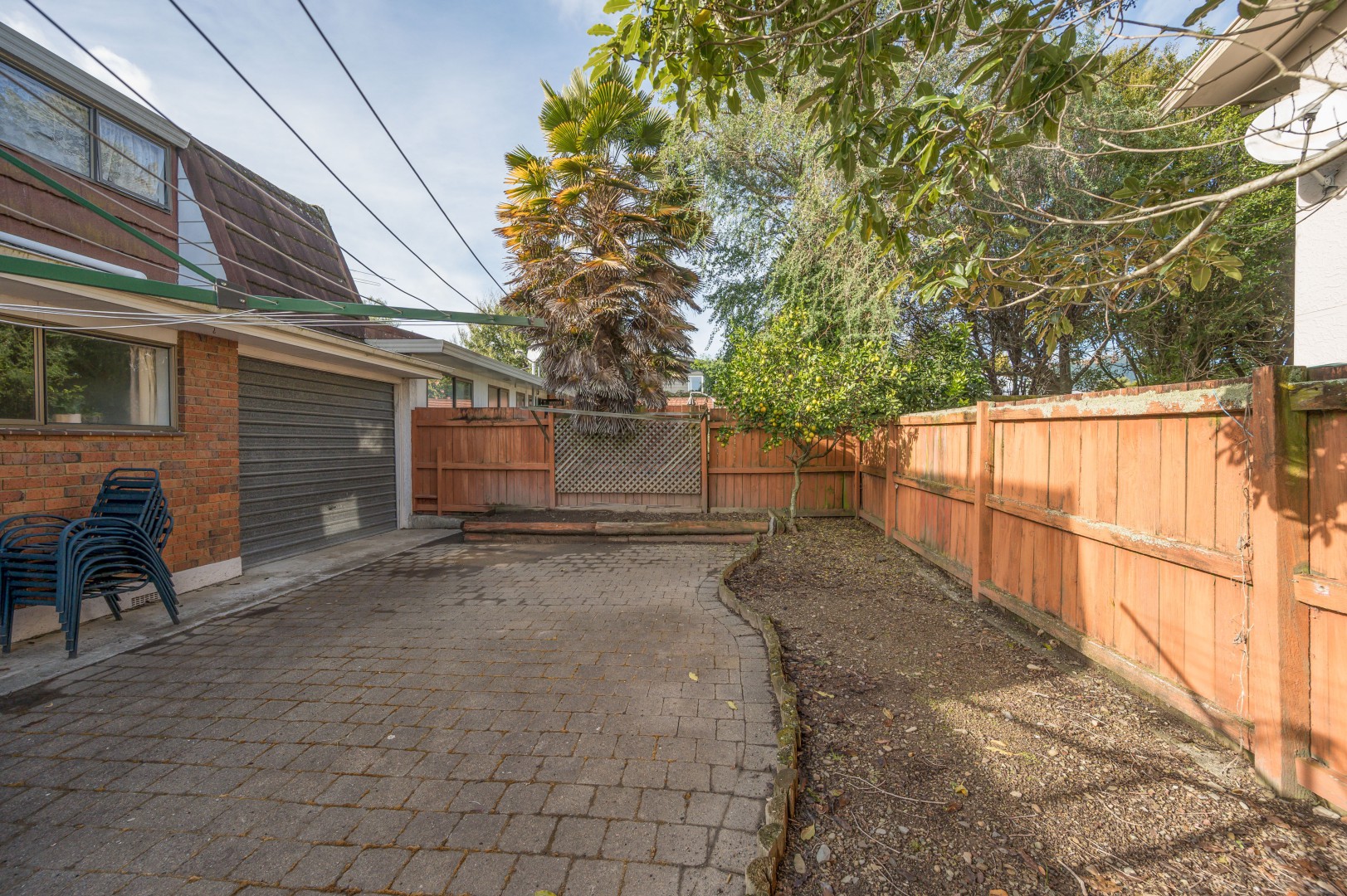 2/3 Exeter Street, Stoke #2 -- listing/16221/a-v6.jpeg