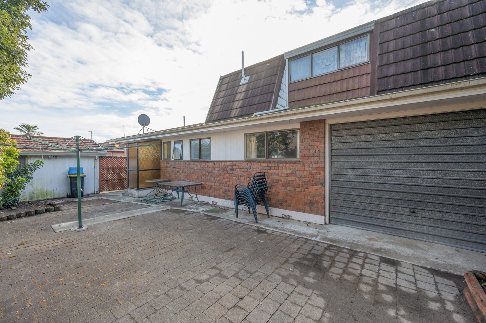 2/3 Exeter Street, Stoke #3 -- listing/16221/b-v6.jpeg