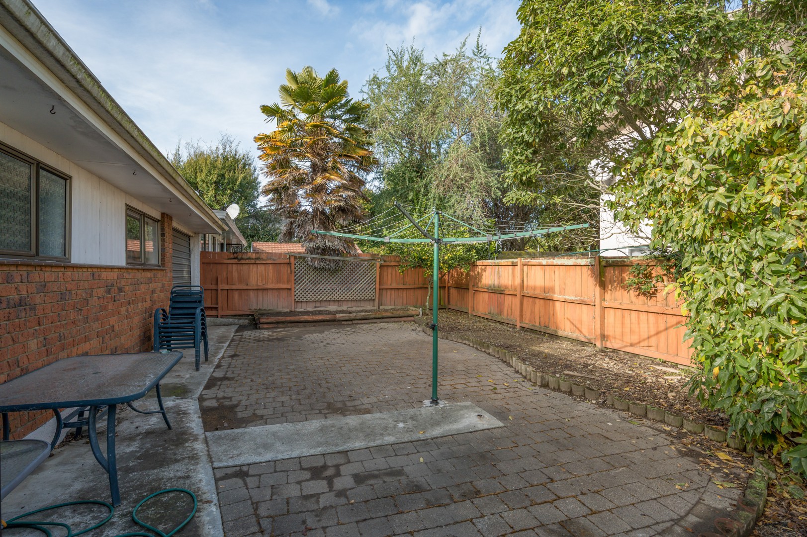 2/3 Exeter Street, Stoke #4 -- listing/16221/c-v6.jpeg