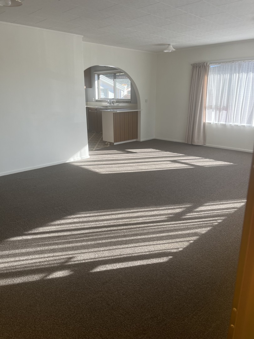 2/3 Exeter Street, Stoke #7 -- listing/16221/f-v6.jpeg