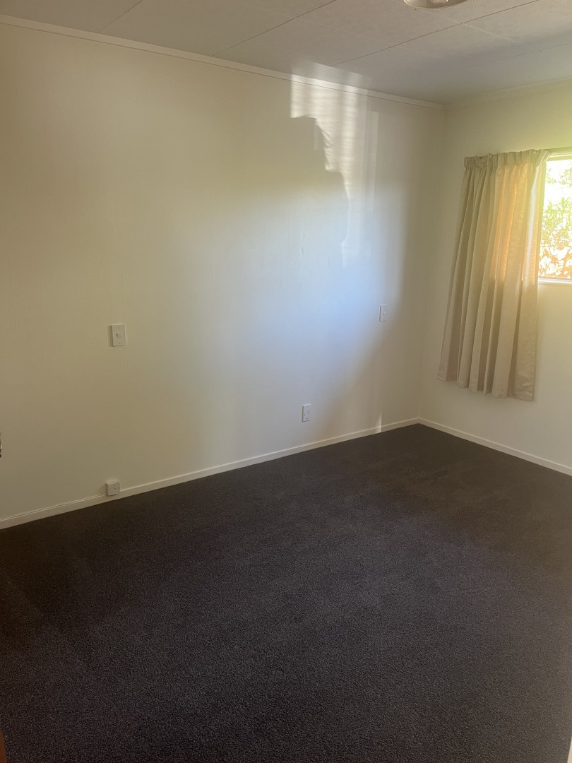2/3 Exeter Street, Stoke #11 -- listing/16221/j-v6.jpeg