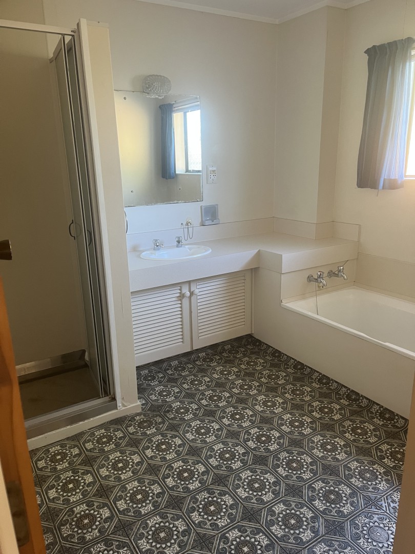 2/3 Exeter Street, Stoke #14 -- listing/16221/n.jpeg