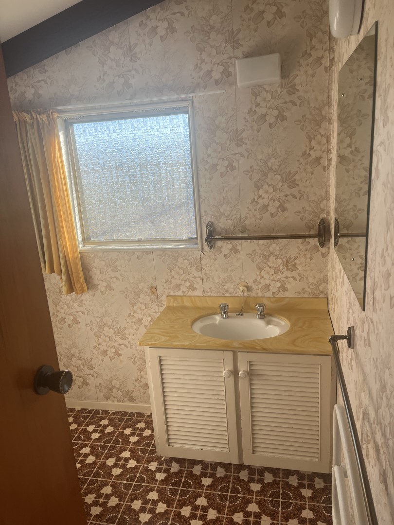 2/3 Exeter Street, Stoke #20 -- listing/16221/t.jpeg